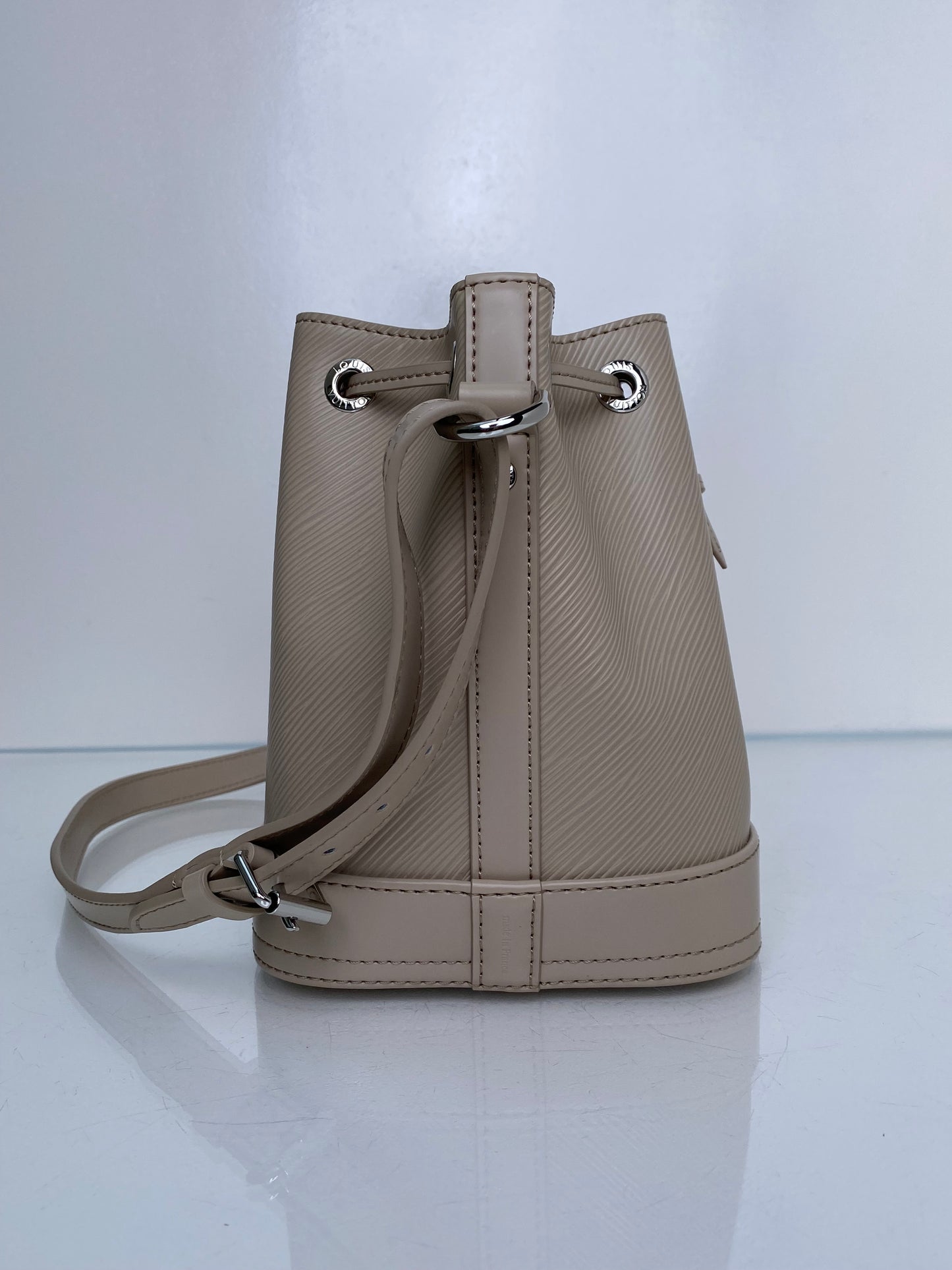 Louis Vuitton Noe BB Quartz Epi SHW