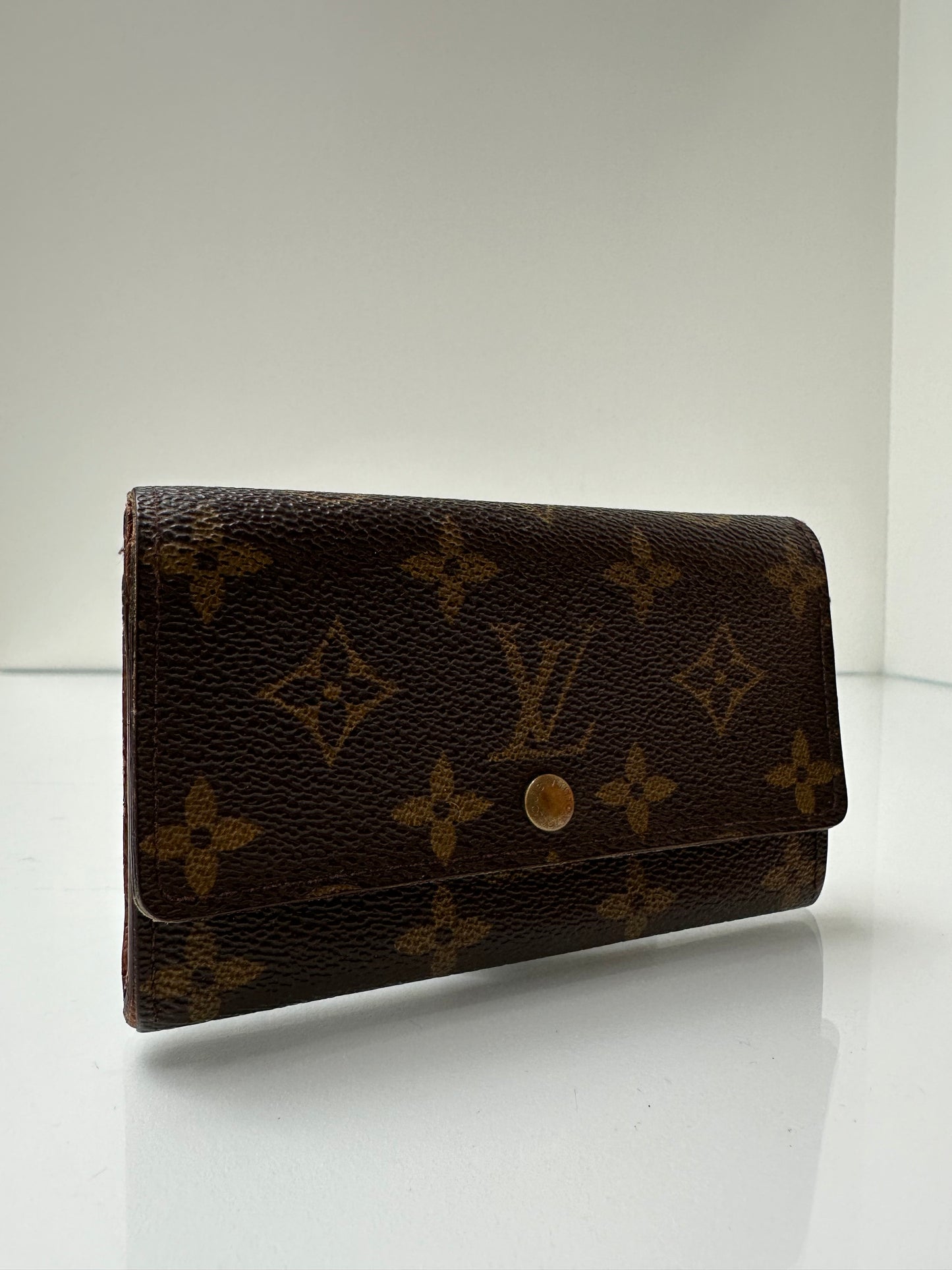 Louis Vuitton Canvas Monogram Porte Monnaie Zip Bifold Wallet