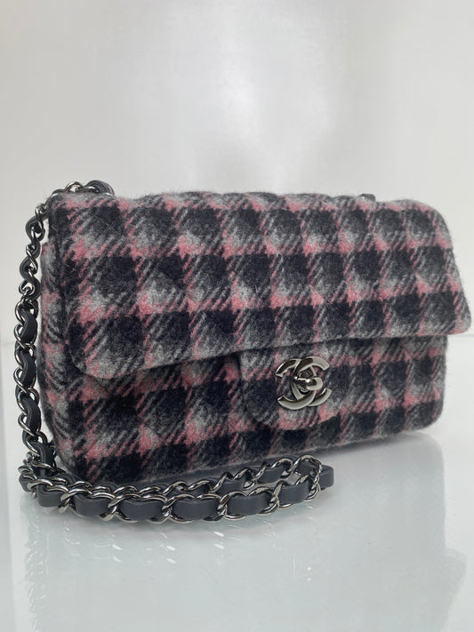 Chanel Classic Flap Small Pink/Black Wool SHW