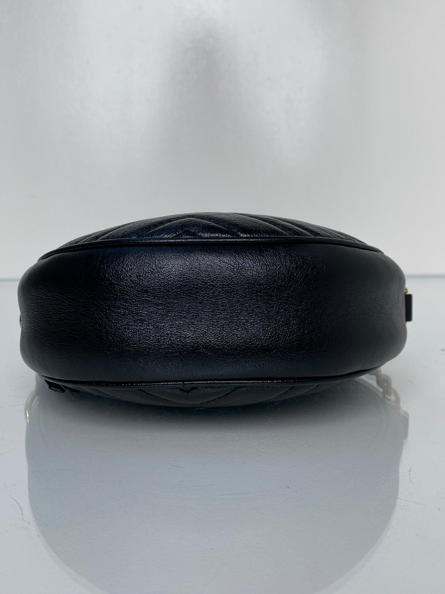 Gucci Black GG Round Marmont GHW