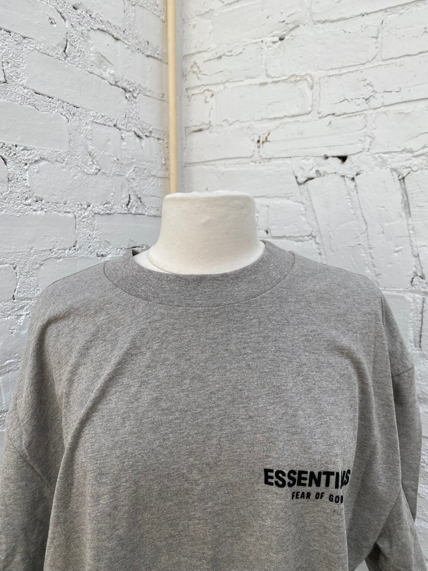 Essentials Fear of God Grey T-Shirt, L
