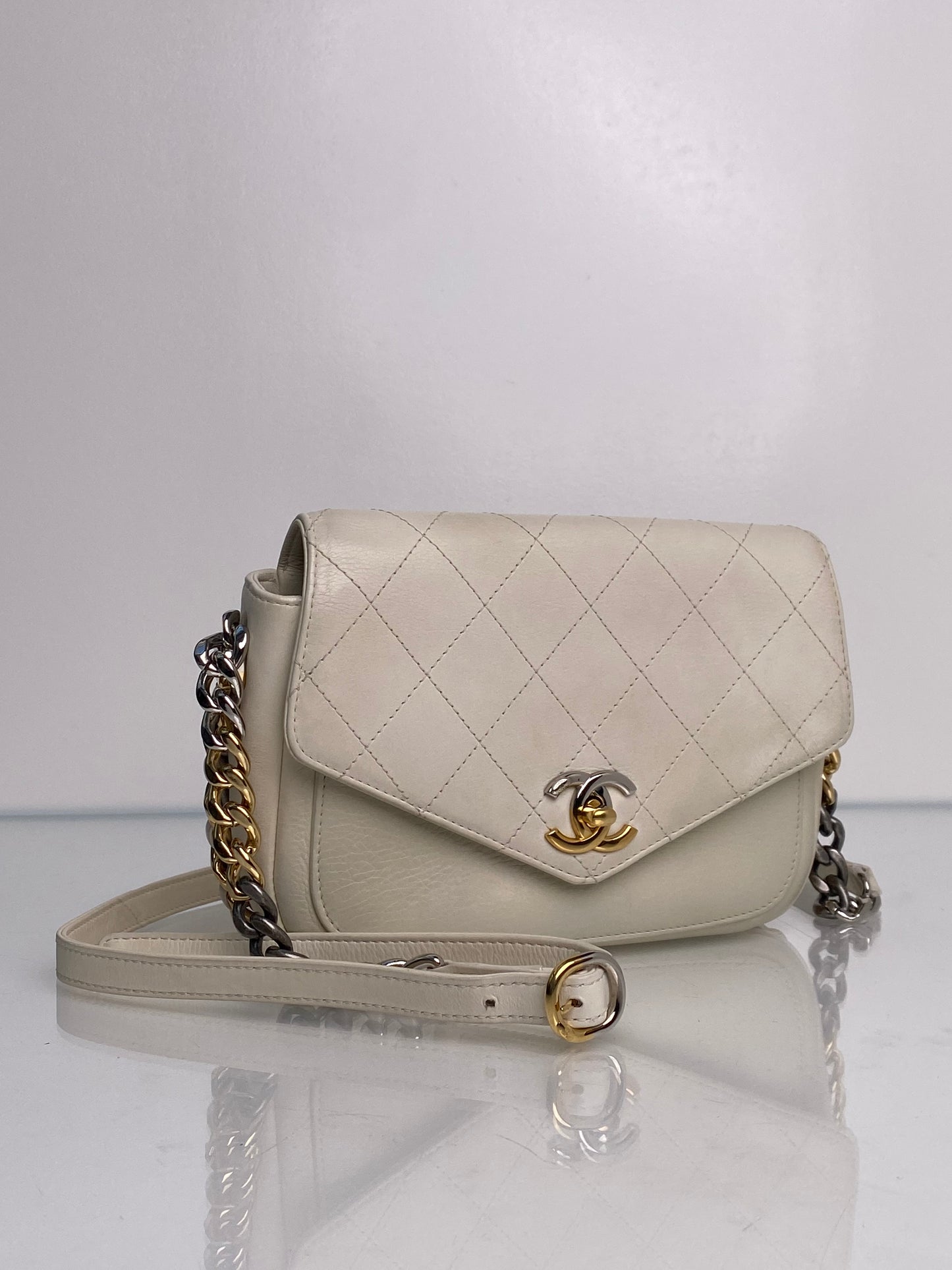 Chanel Precious Union Flap Cream Calfskin Crossbody Two Tone Hardwear