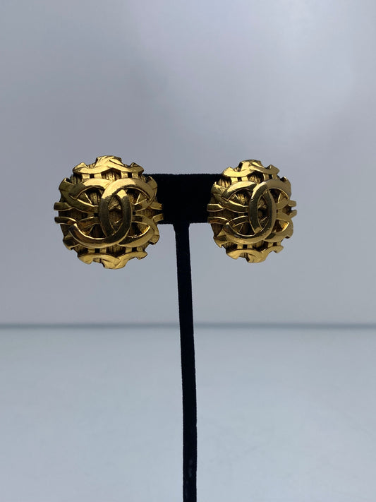Chanel Vintage 24KGHW Nest Clip On Earrings