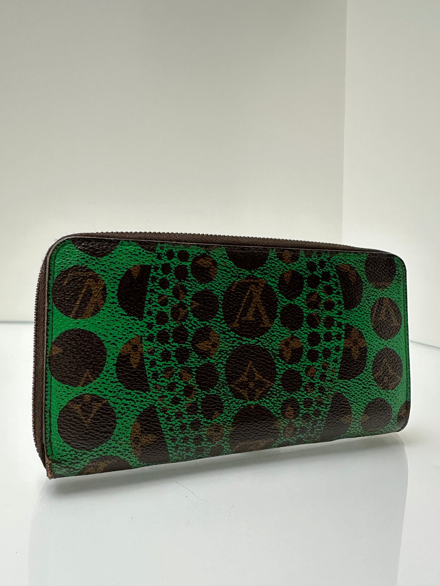 Louis Vuitton X Yayoi Kusama Green & Monogram Zippy