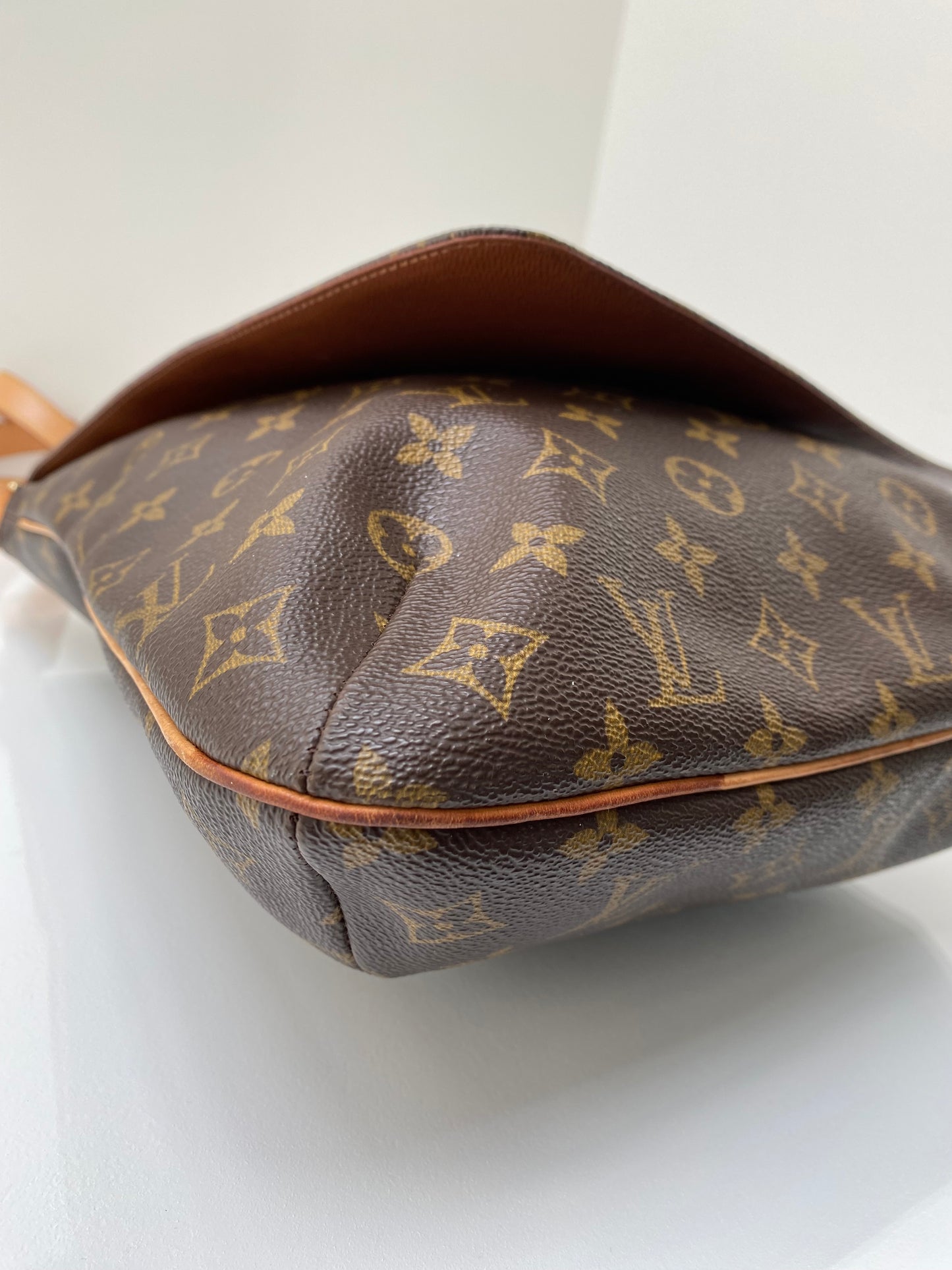 Louis Vuitton Monogram Musette GM