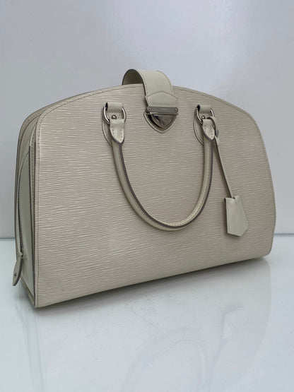Louis Vuitton Pont Neuf White Epi GM SHW