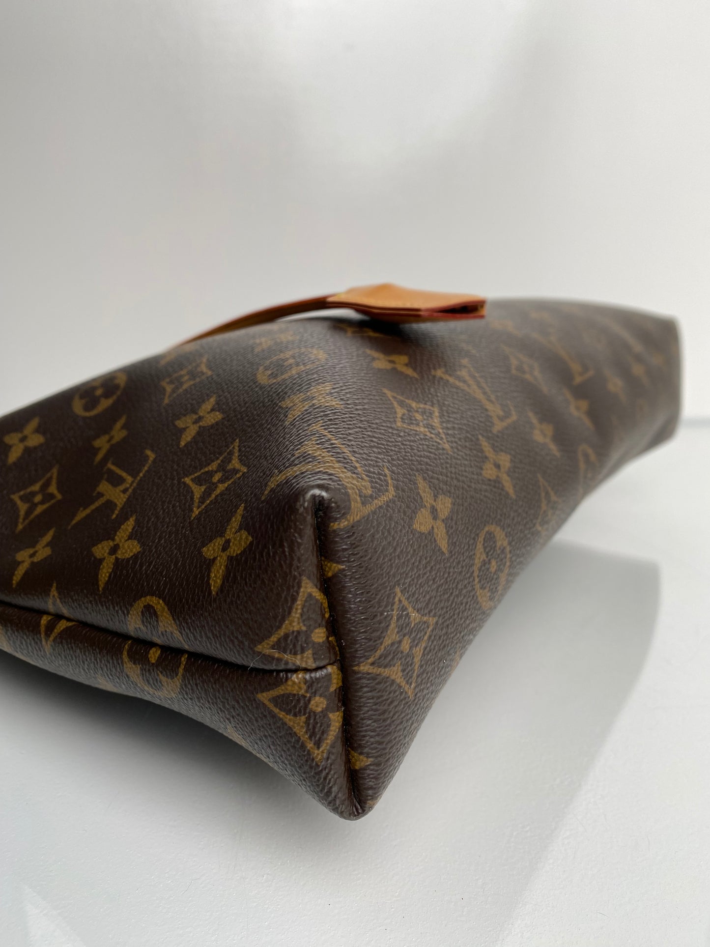 Louis Vuitton Monogram Canvas Lockit Chain Bag GHW