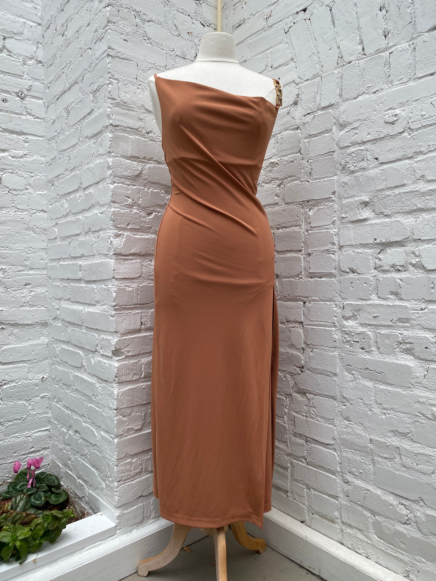 S, Finders Keepers Lena Maxi Dress Rust