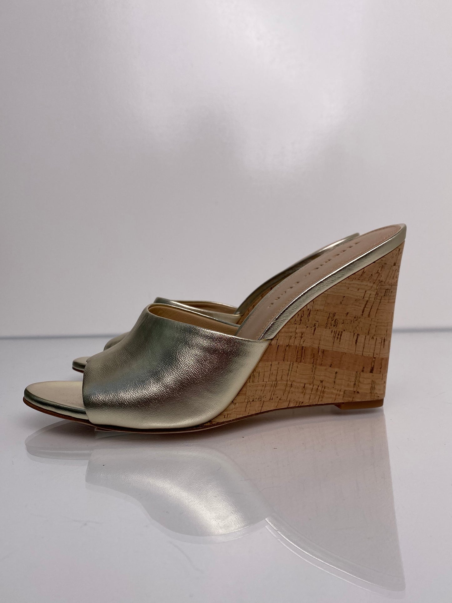 Veronica Beard Gold Cork Wedges, 10