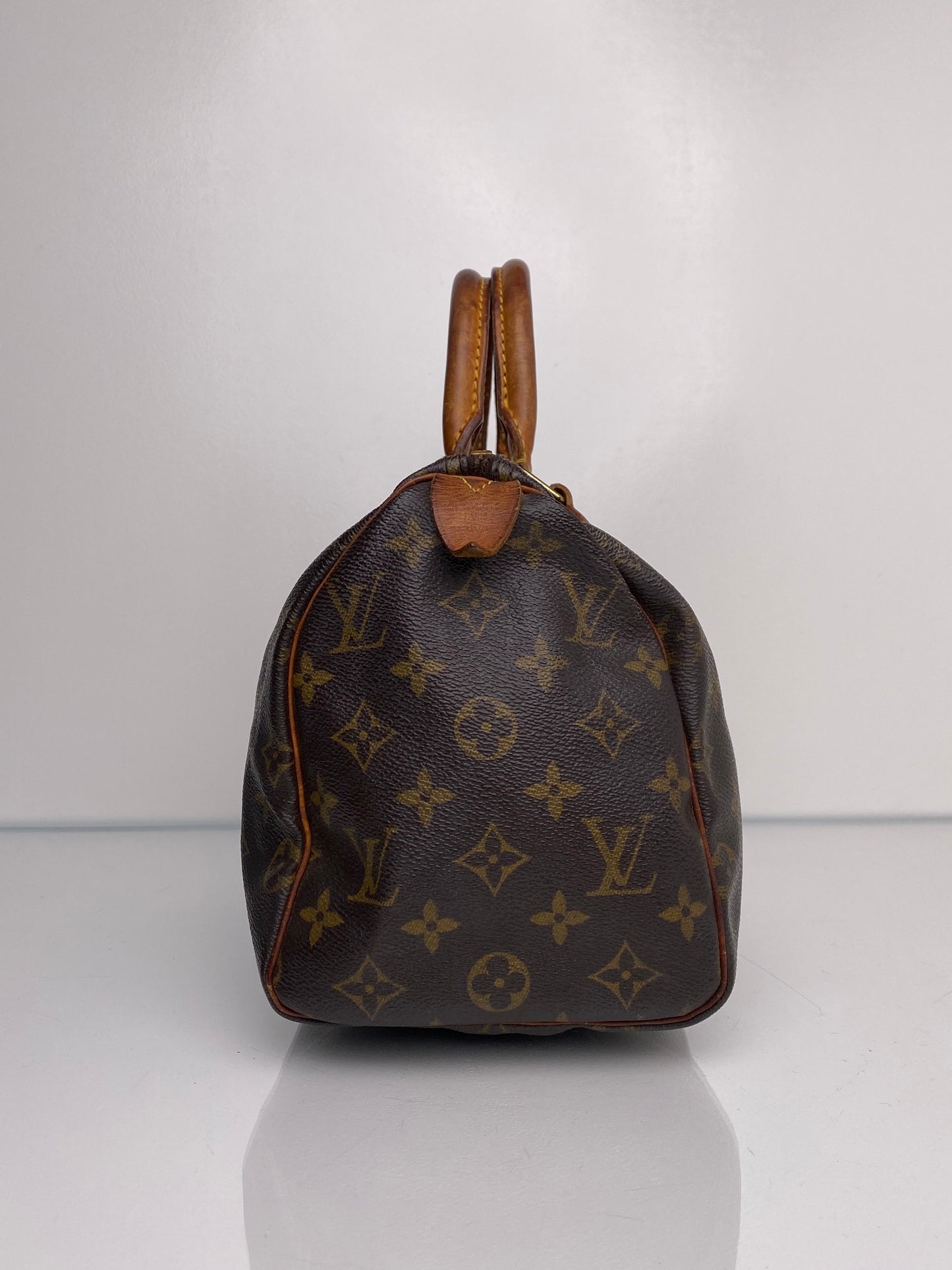 Louis Vuitton Monogram Speedy 25