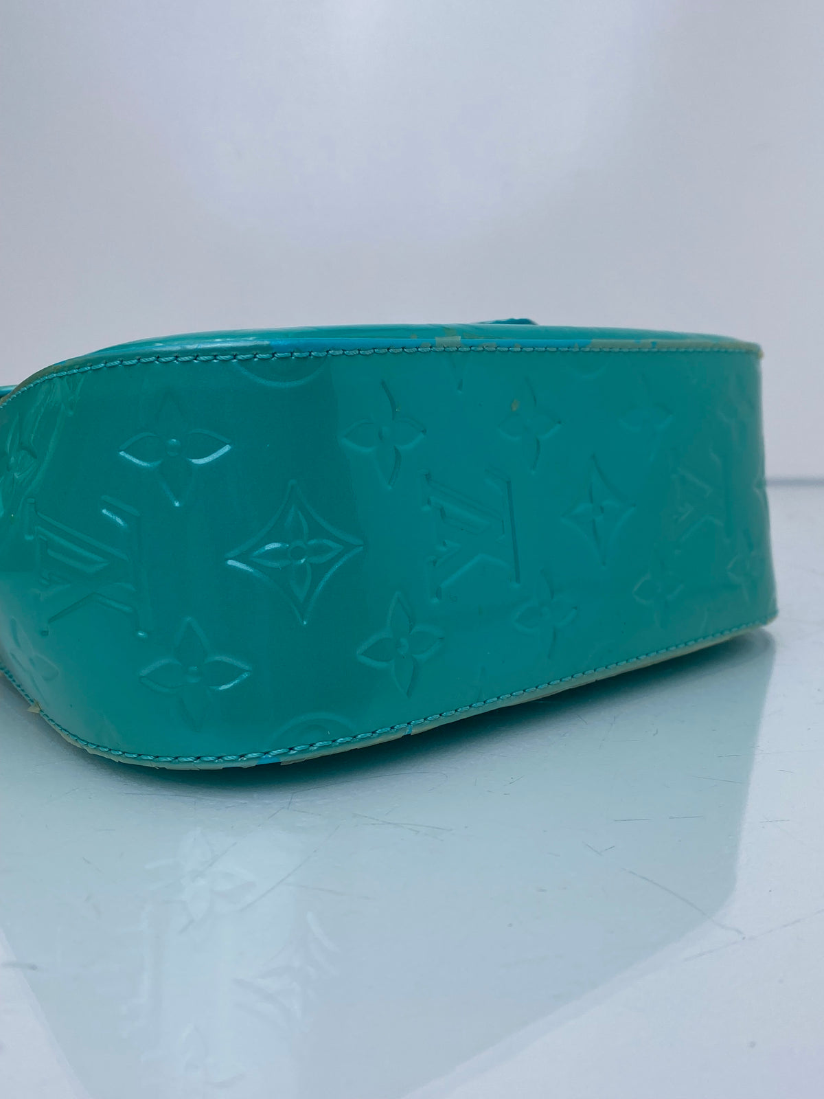 Louis Vuitton Bellflower PM Blue Vernis Crossbody