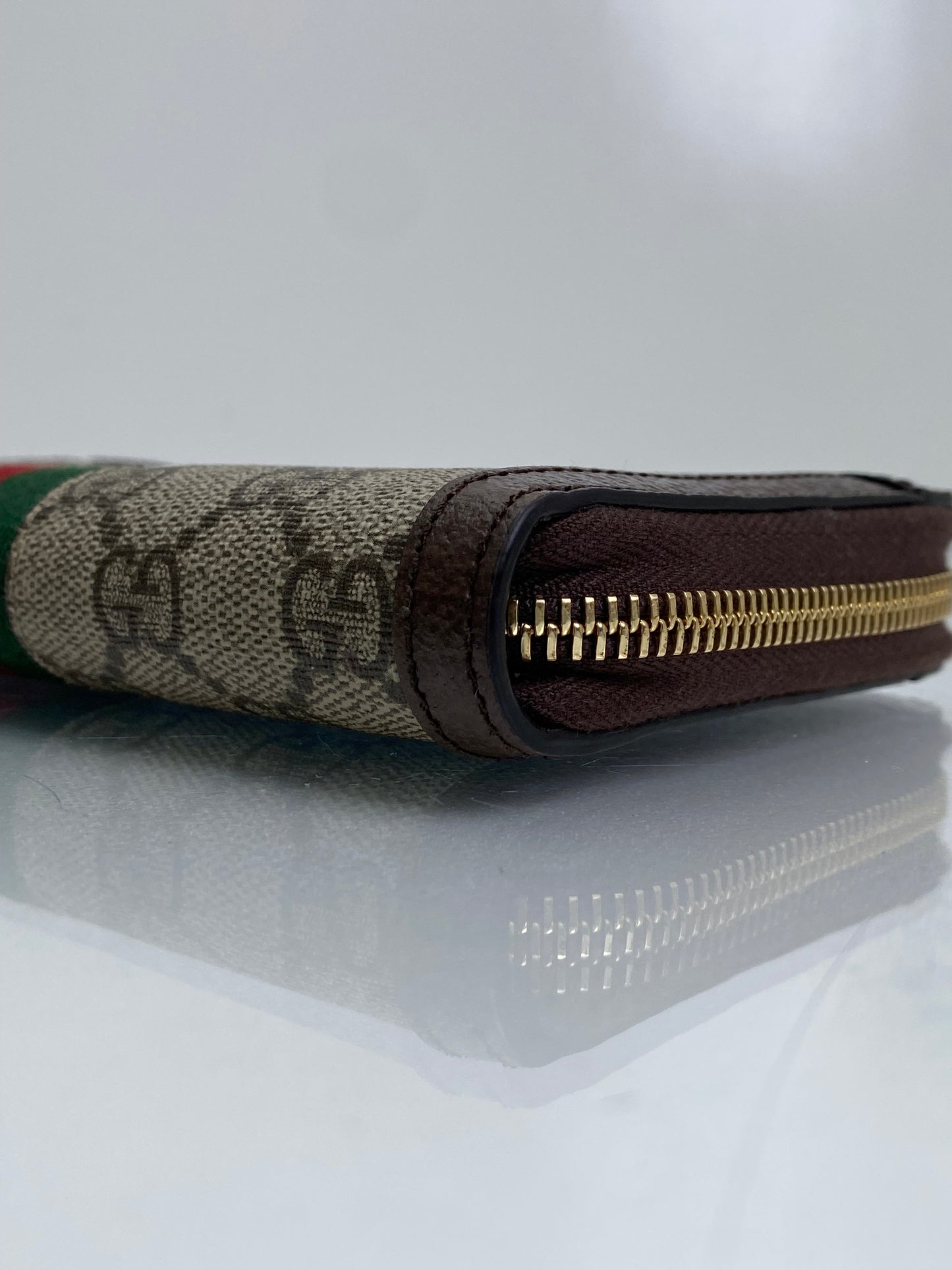 Gucci GG Supreme Webstripe Wallet GHW