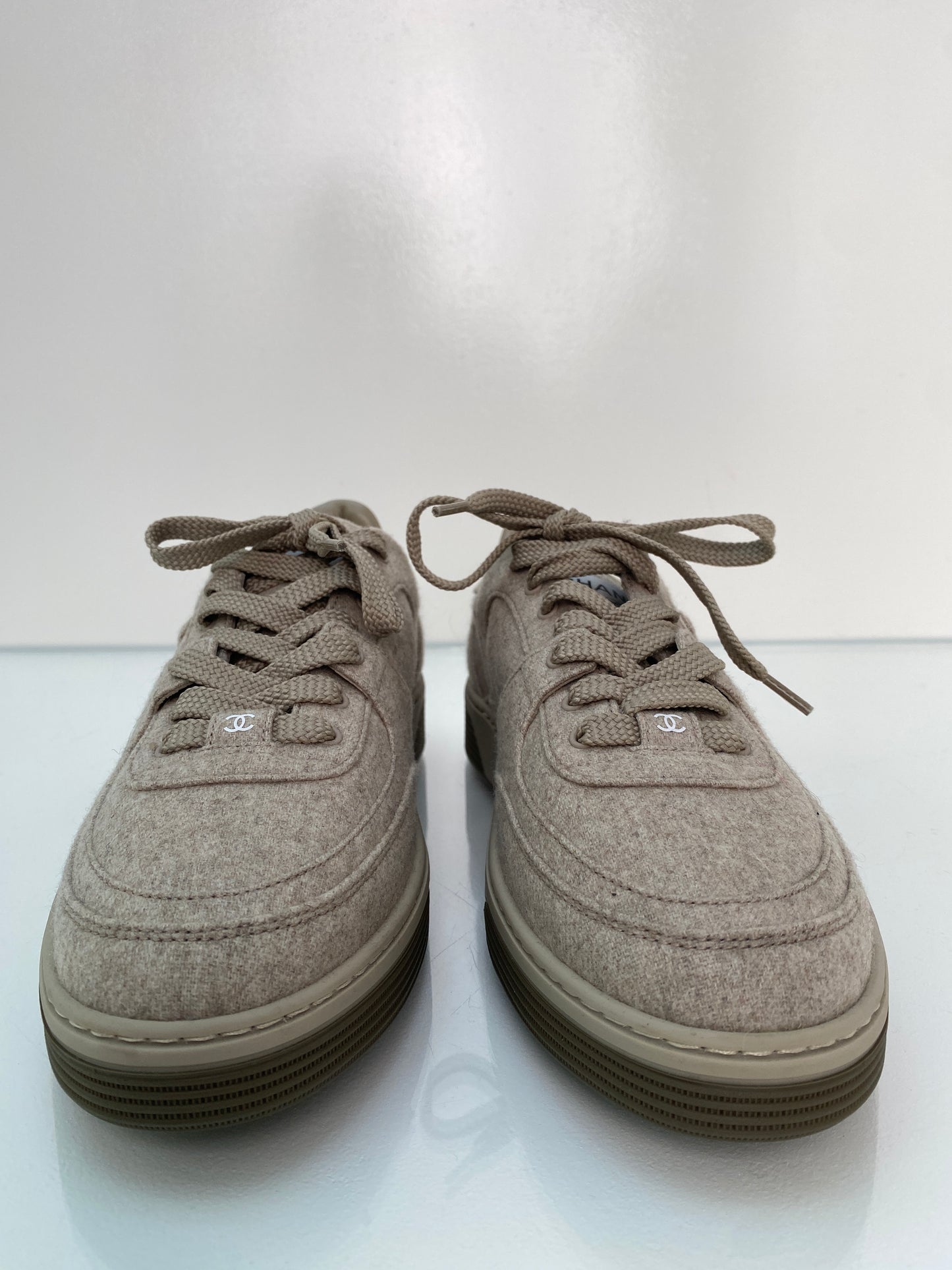 Chanel Brown / Grey Wool Interlocking CC Sneakers, 39