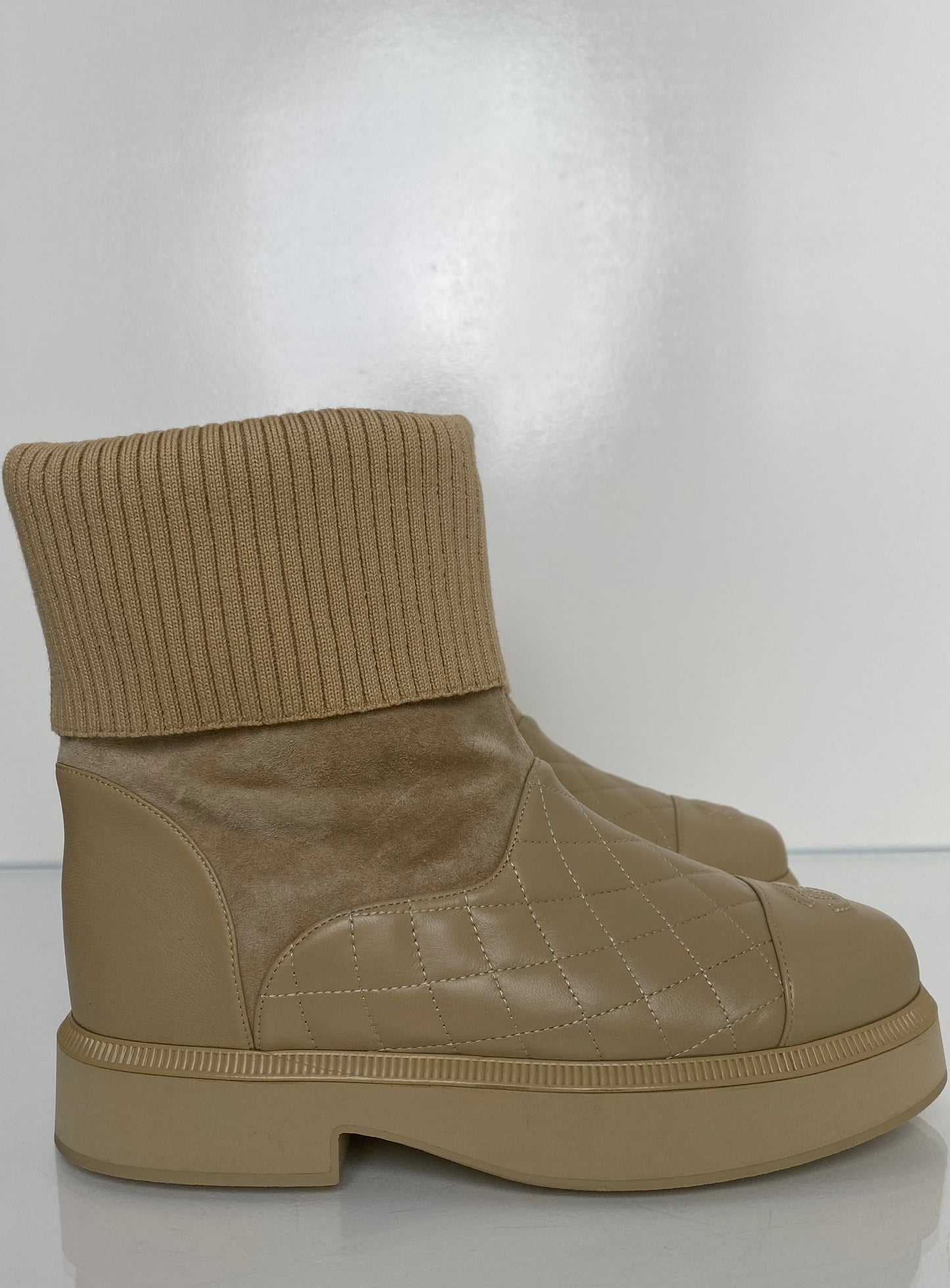 Chanel Beige Knit Quilted Lambskin & Suede Boots, 8