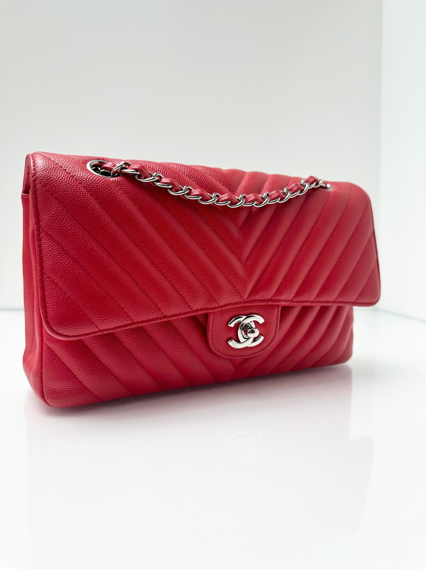 Chanel Red Medium Classic Caviar SHW