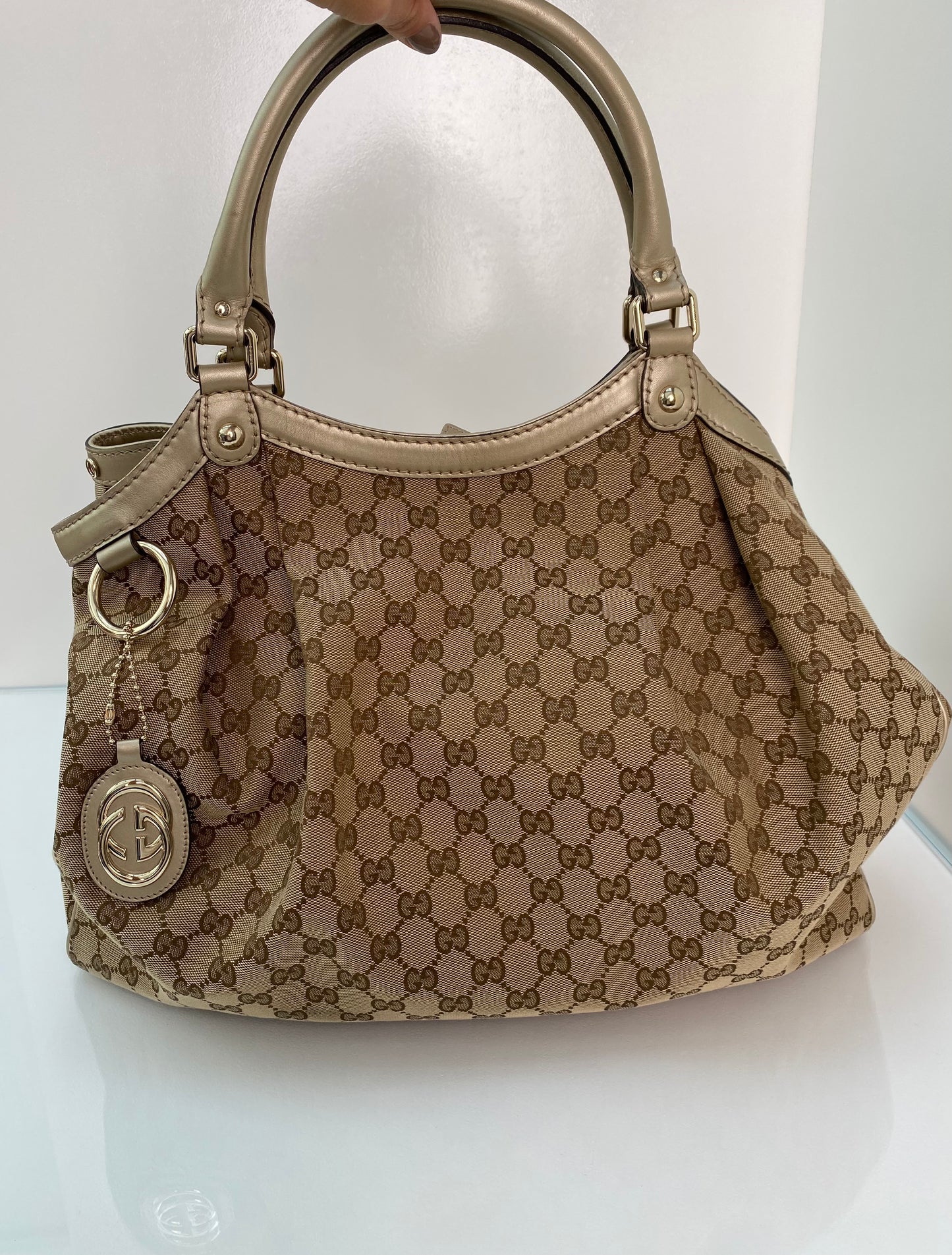 Gucci Supreme Monogram Hobo Bag SHW
