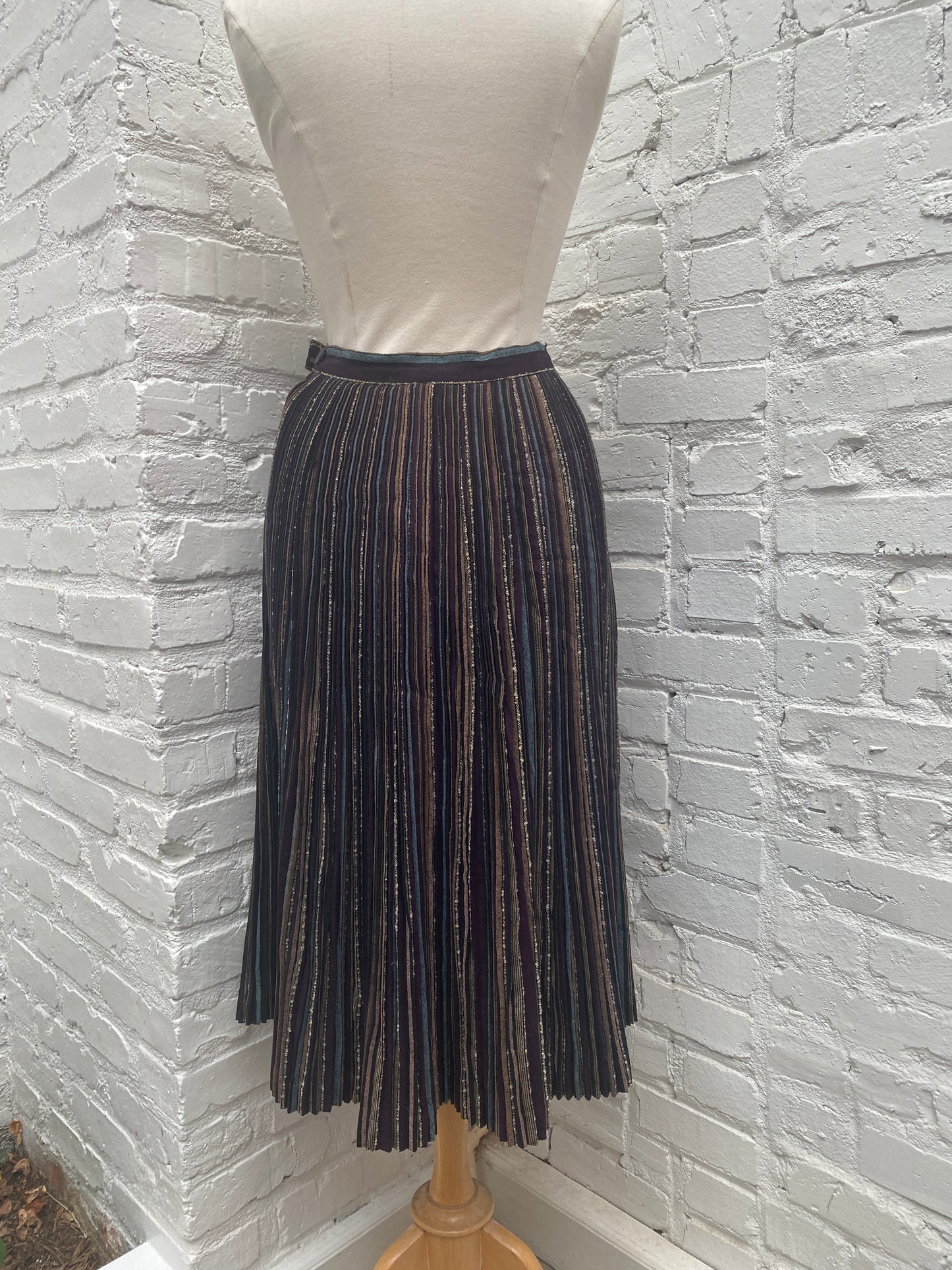 1980’s Burgundy, Blue, & Yellow Micro Pleated Skirt, M