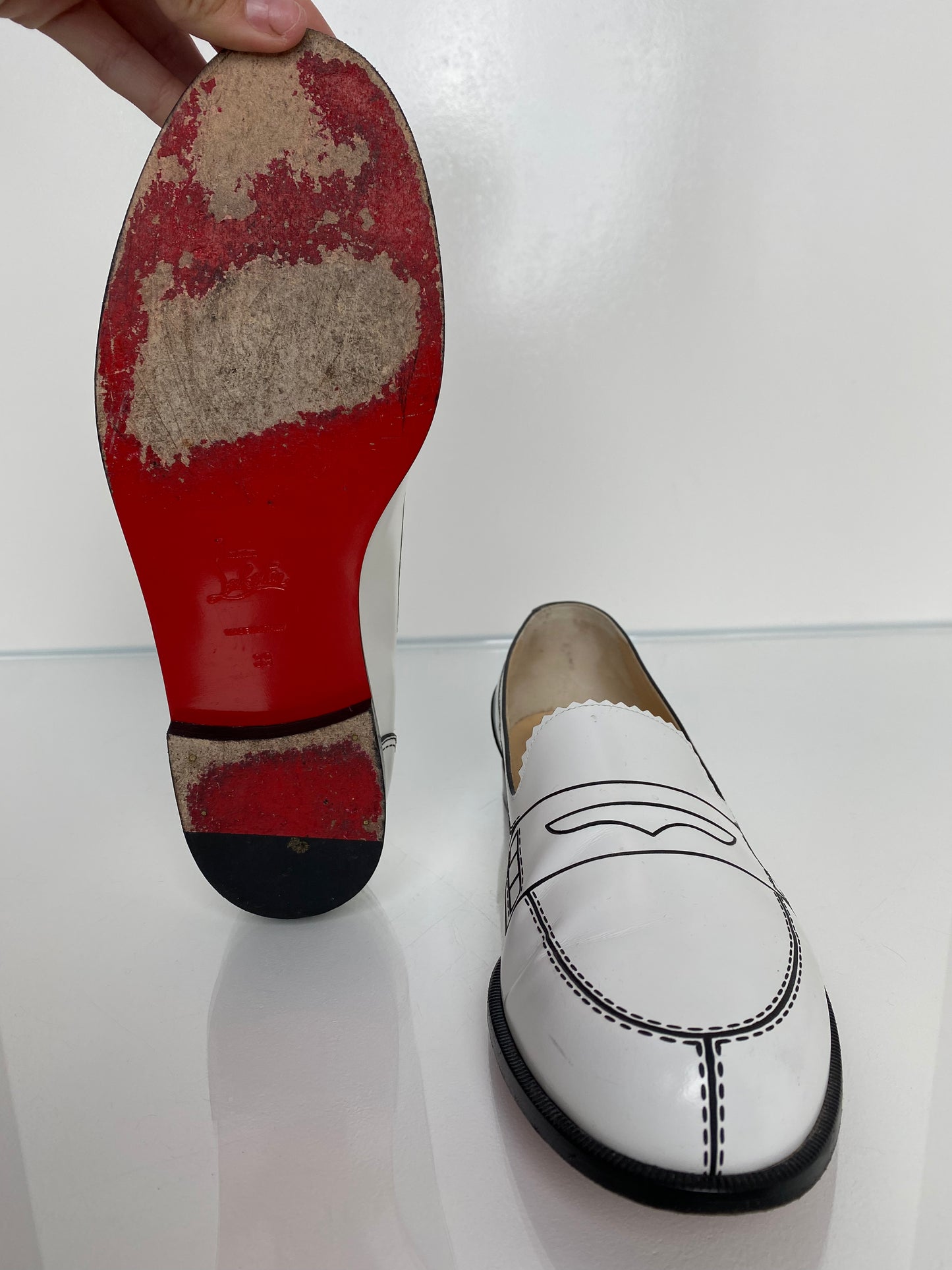 Christian Louboutin White Mocalaureat Tromp L'oeil Loafers, 39