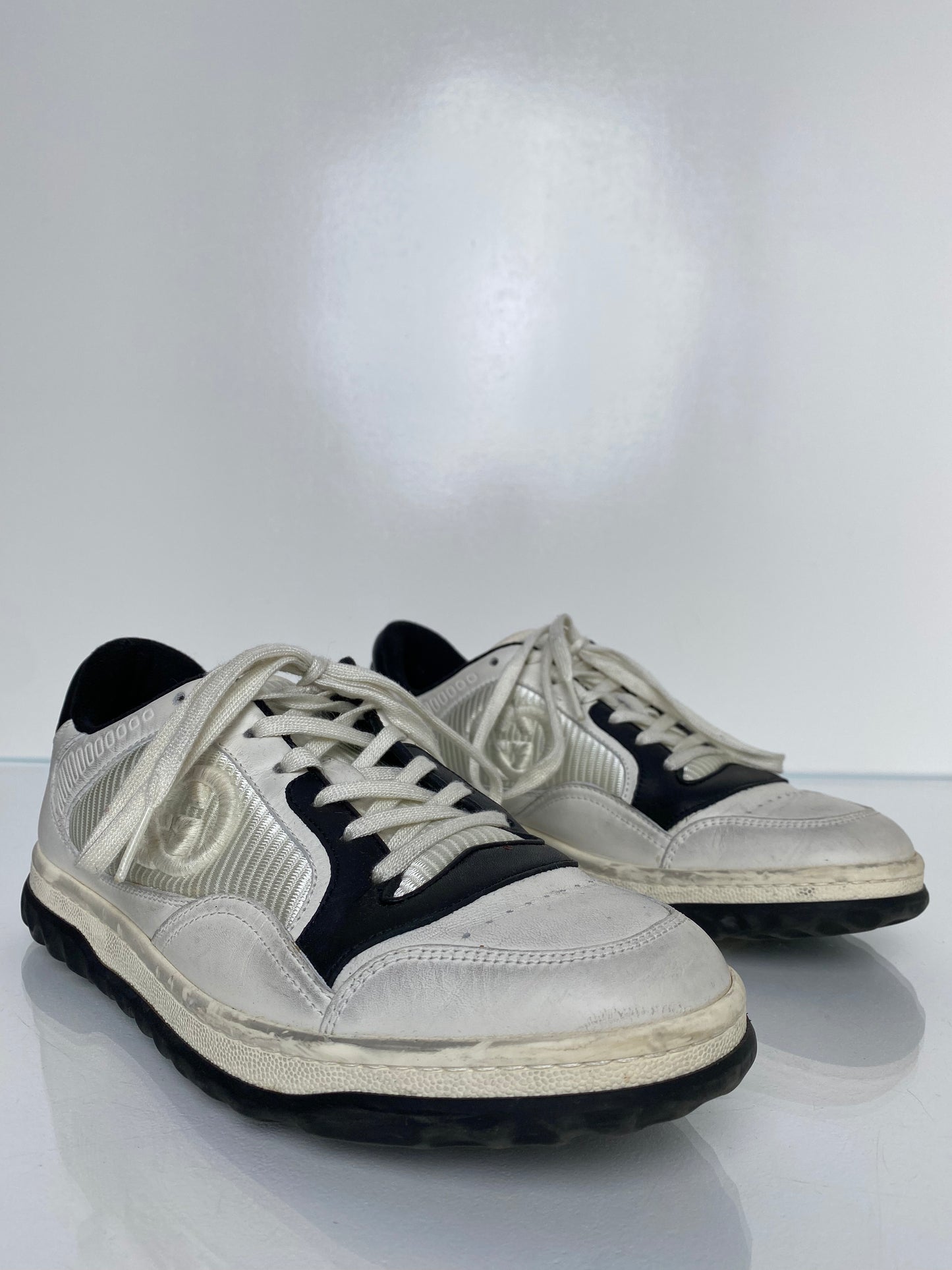 Gucci White & Black GG Sneakers, 39.5