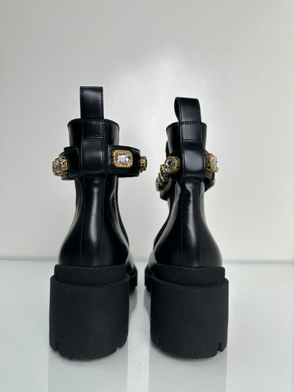 Gucci GG Black Magnum Chelsea Boots w/Crystals, 39.5