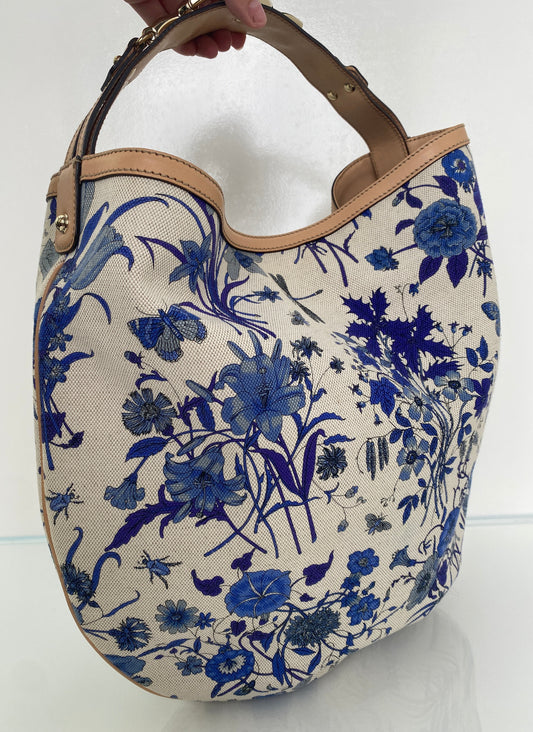 Gucci Canvas Flora Wave Shoulder Bag