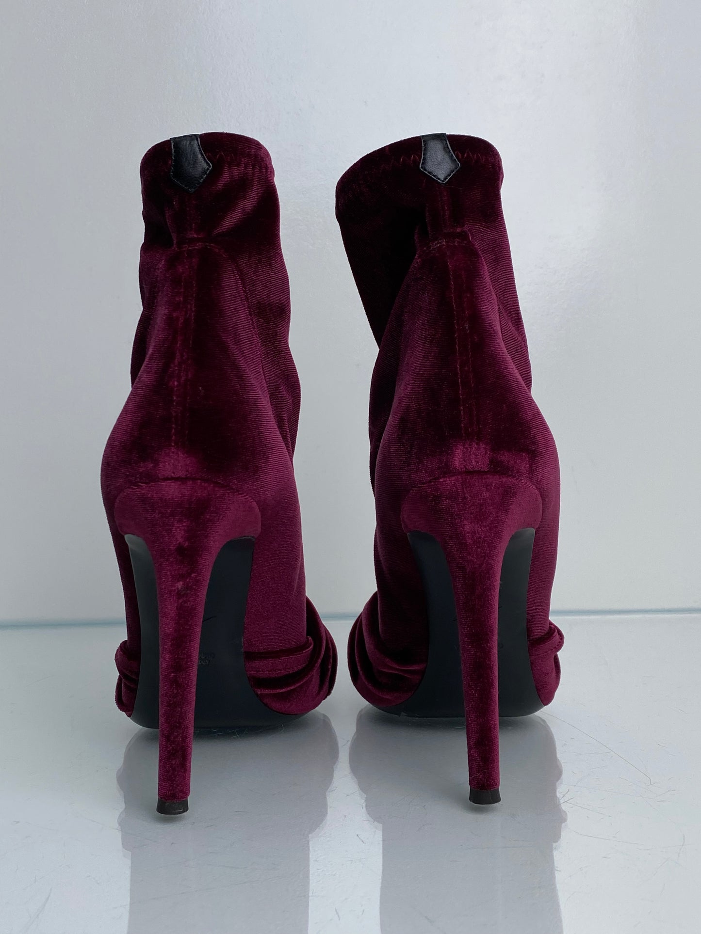 Giuseppe Zanotti Burgundy Ophelia Velvet Knot Heels, 39