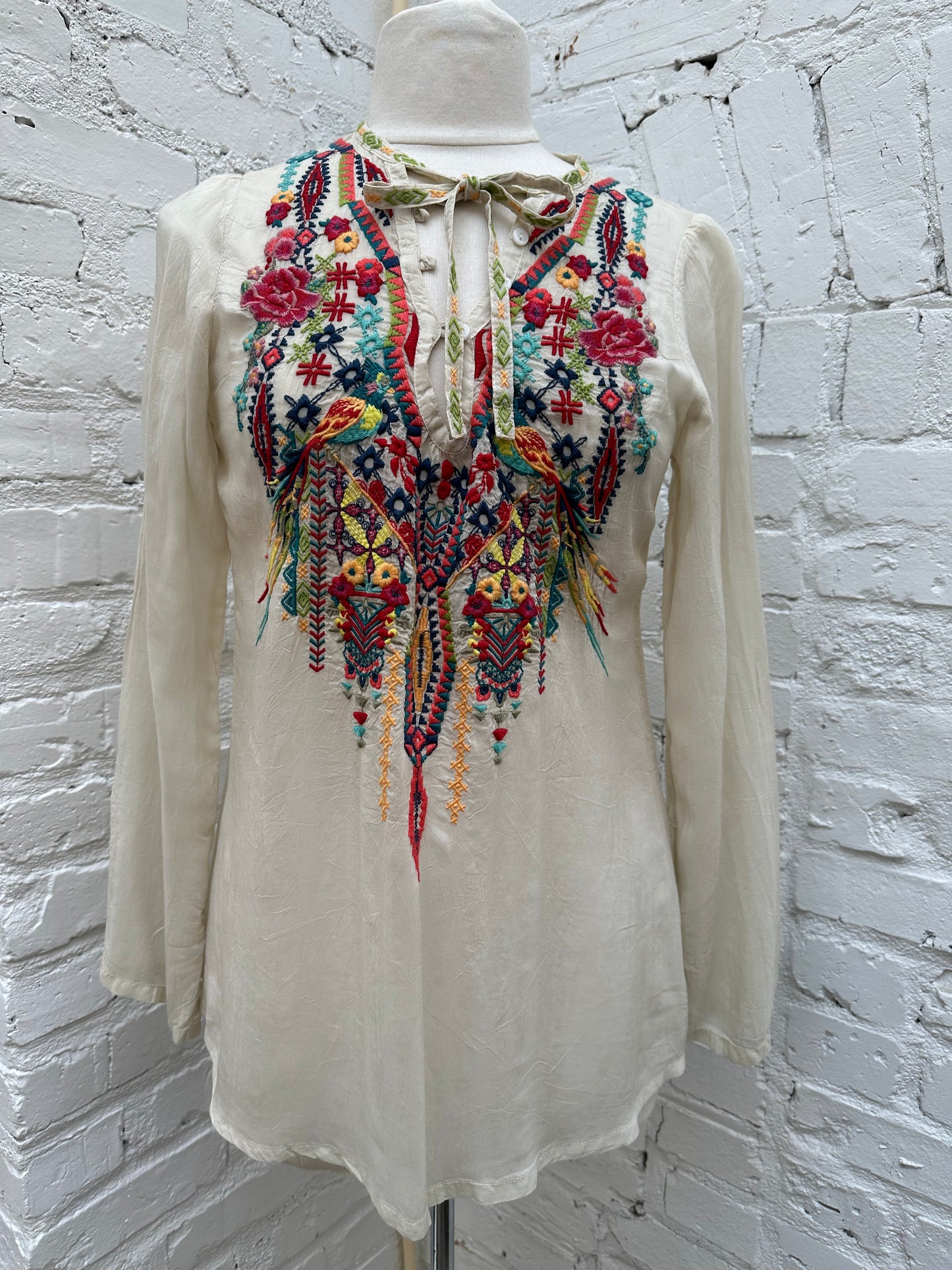 Johnny Was Cream Embroidered Blouse, XS