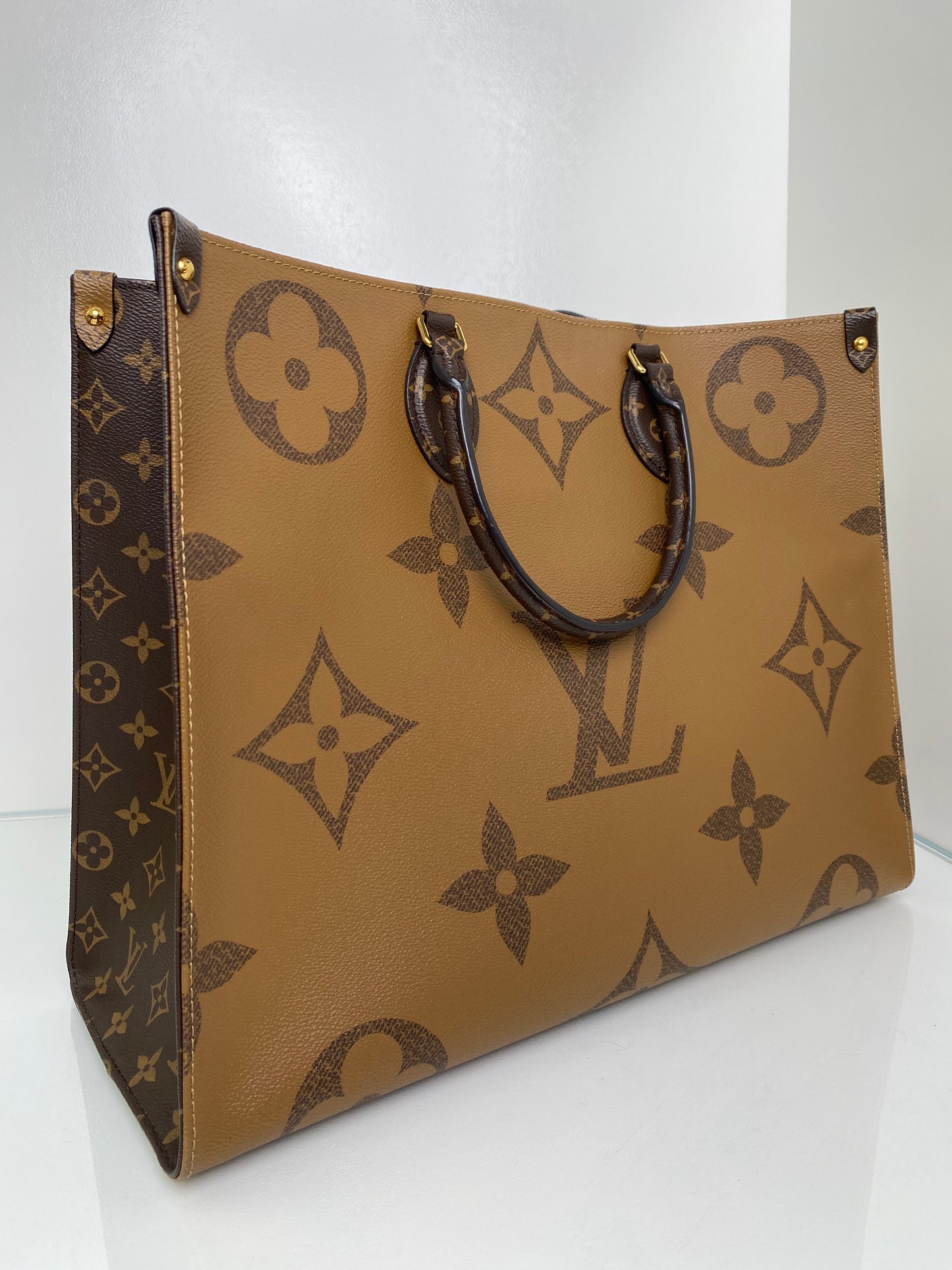 Louis Vuitton On the Go Reverse Monogram GM