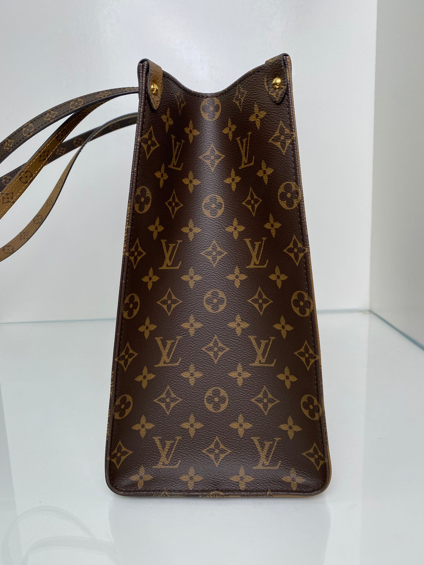 Louis Vuitton On the Go Reverse Monogram GM