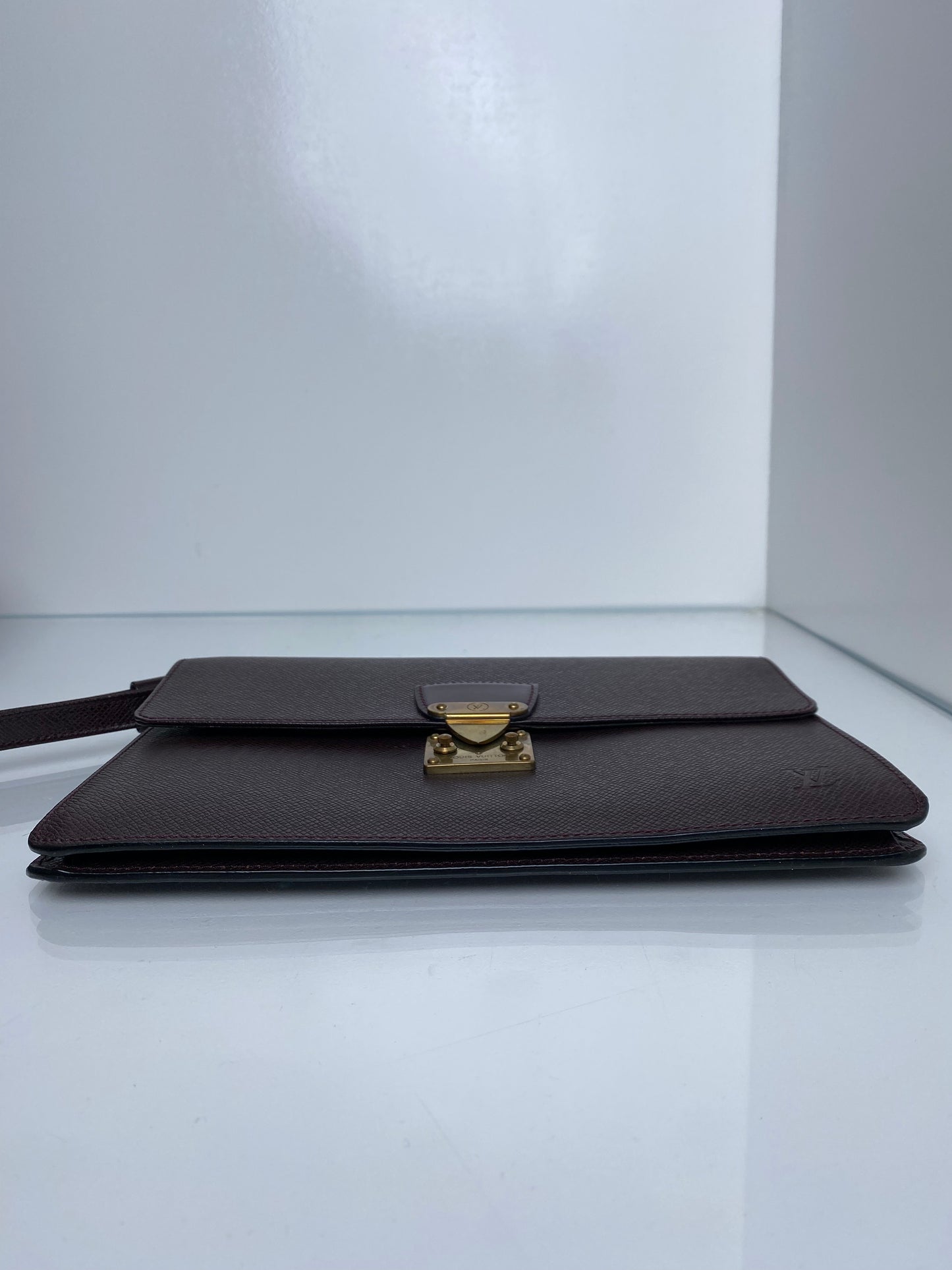 Louis Vuitton Brown Taiga Clutch