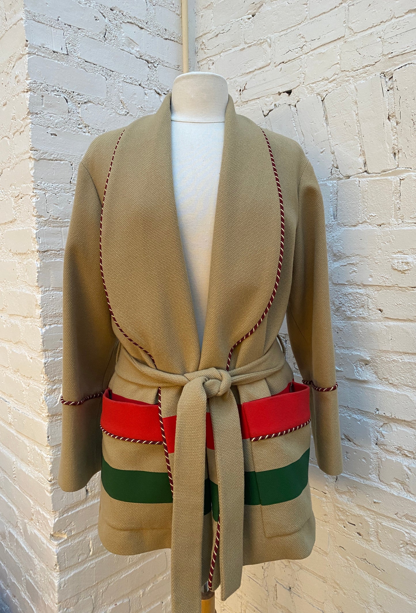 Gucci Centennial Tan, Red, & Green "Seats Reclined" Cardigan, 38