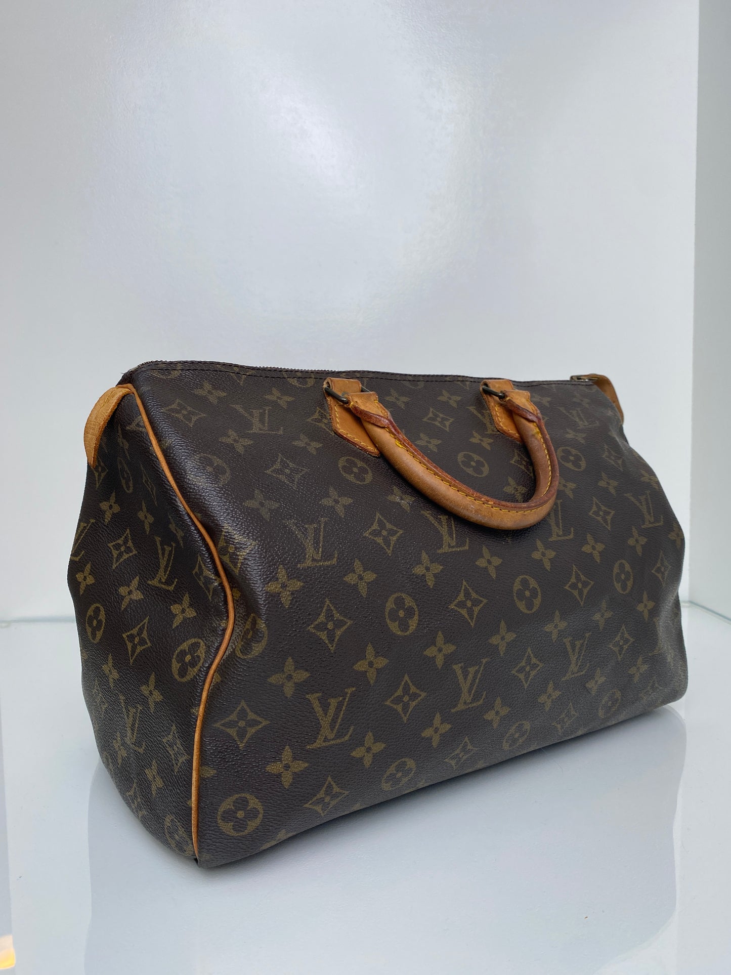 Louis Vuitton Canvas Monogram Speedy 35