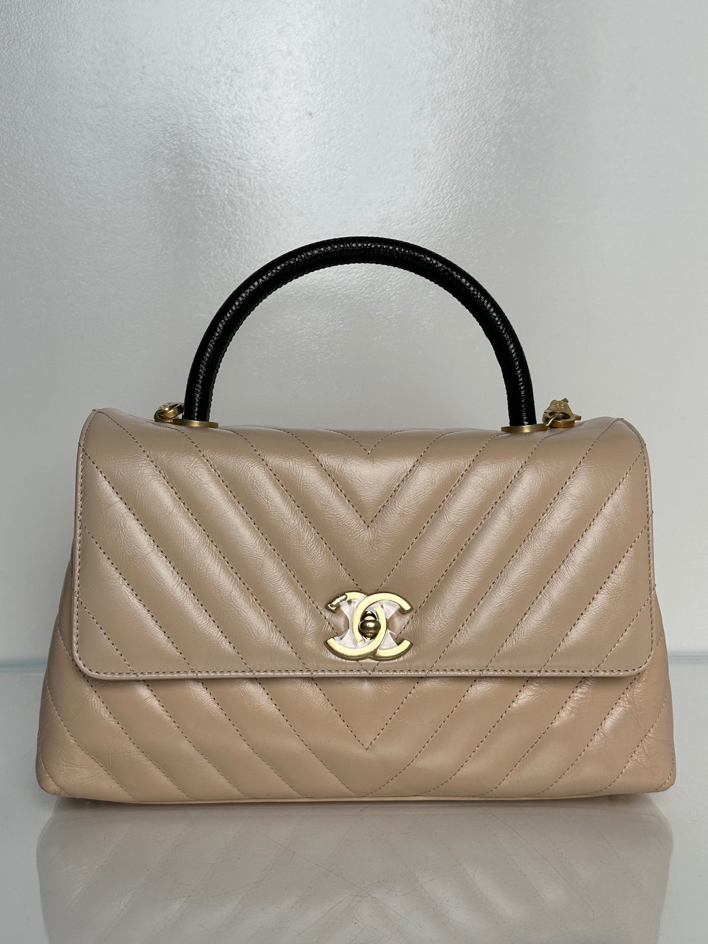 Chanel Beige & Black Chevron Lizard Coco Tophandle Bag GHW #25