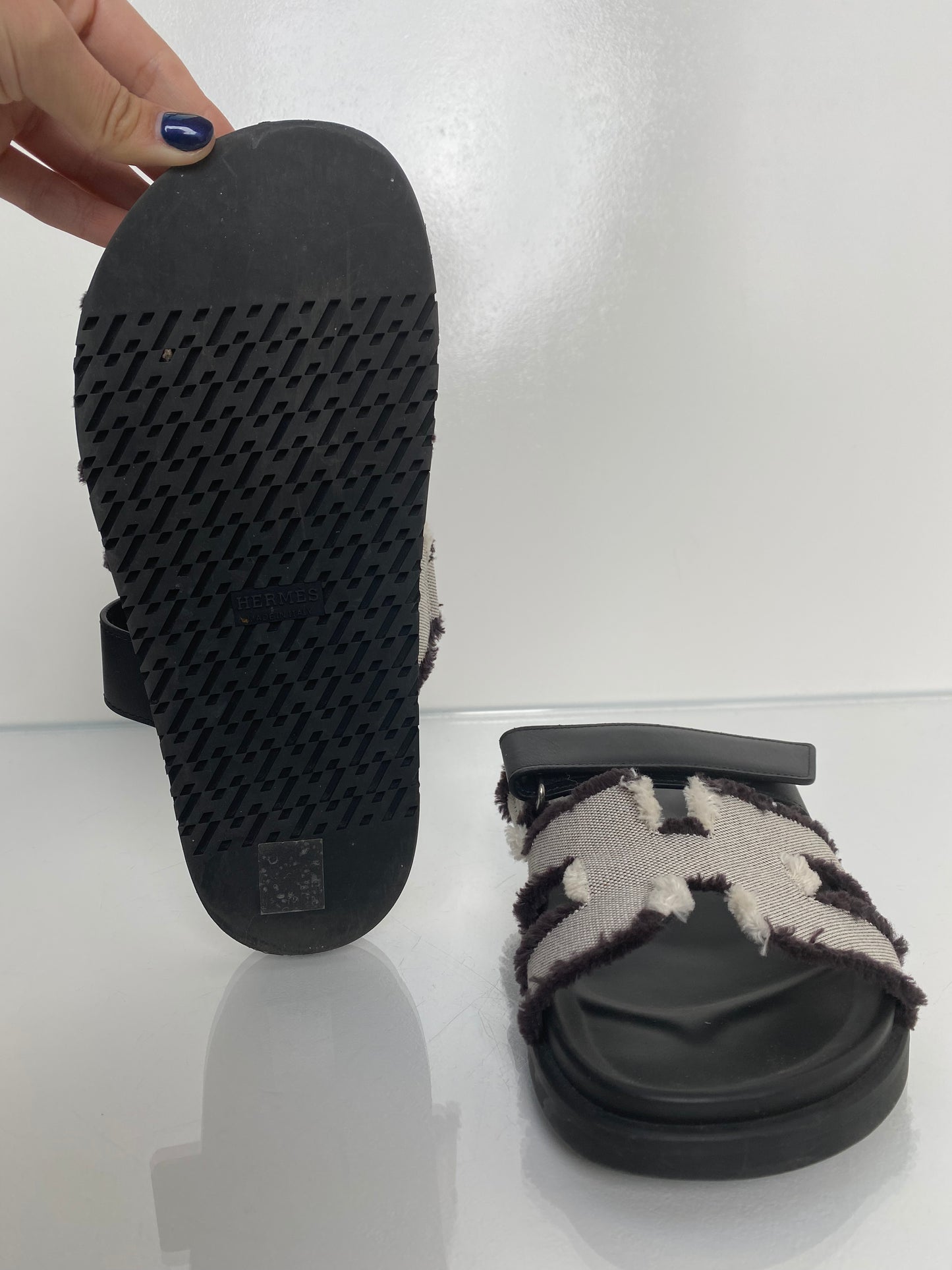 Hermes Black / Prunoir Chypre Techno Sandals, 38