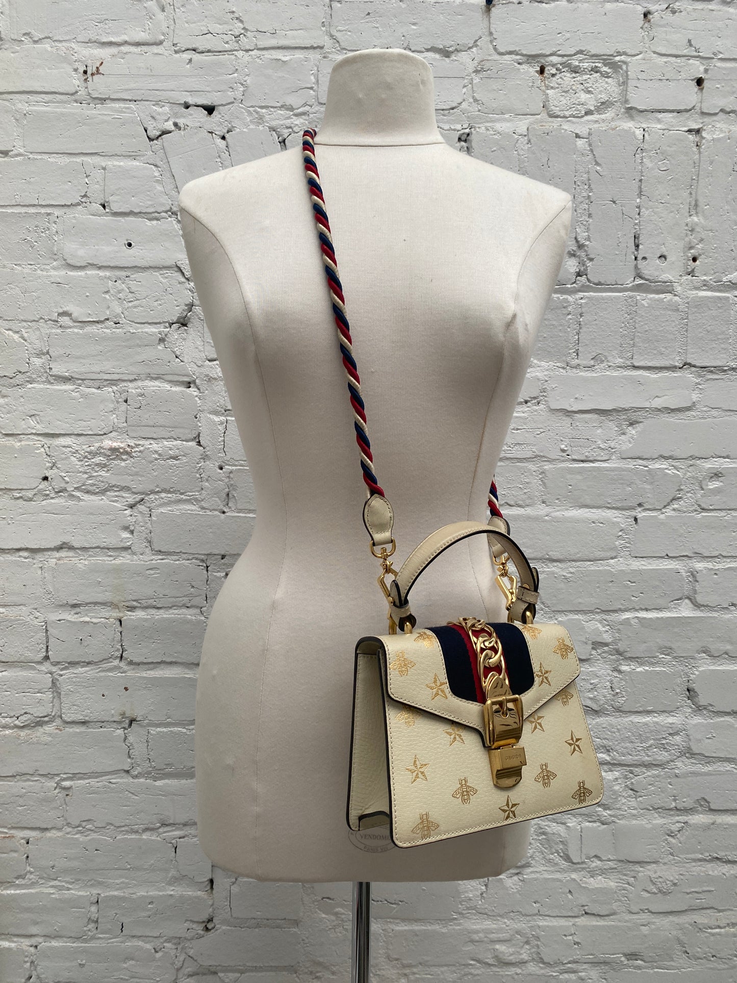 Gucci Cream & Webstripe Bee & Star Sylvie Top Handle Bag GHW