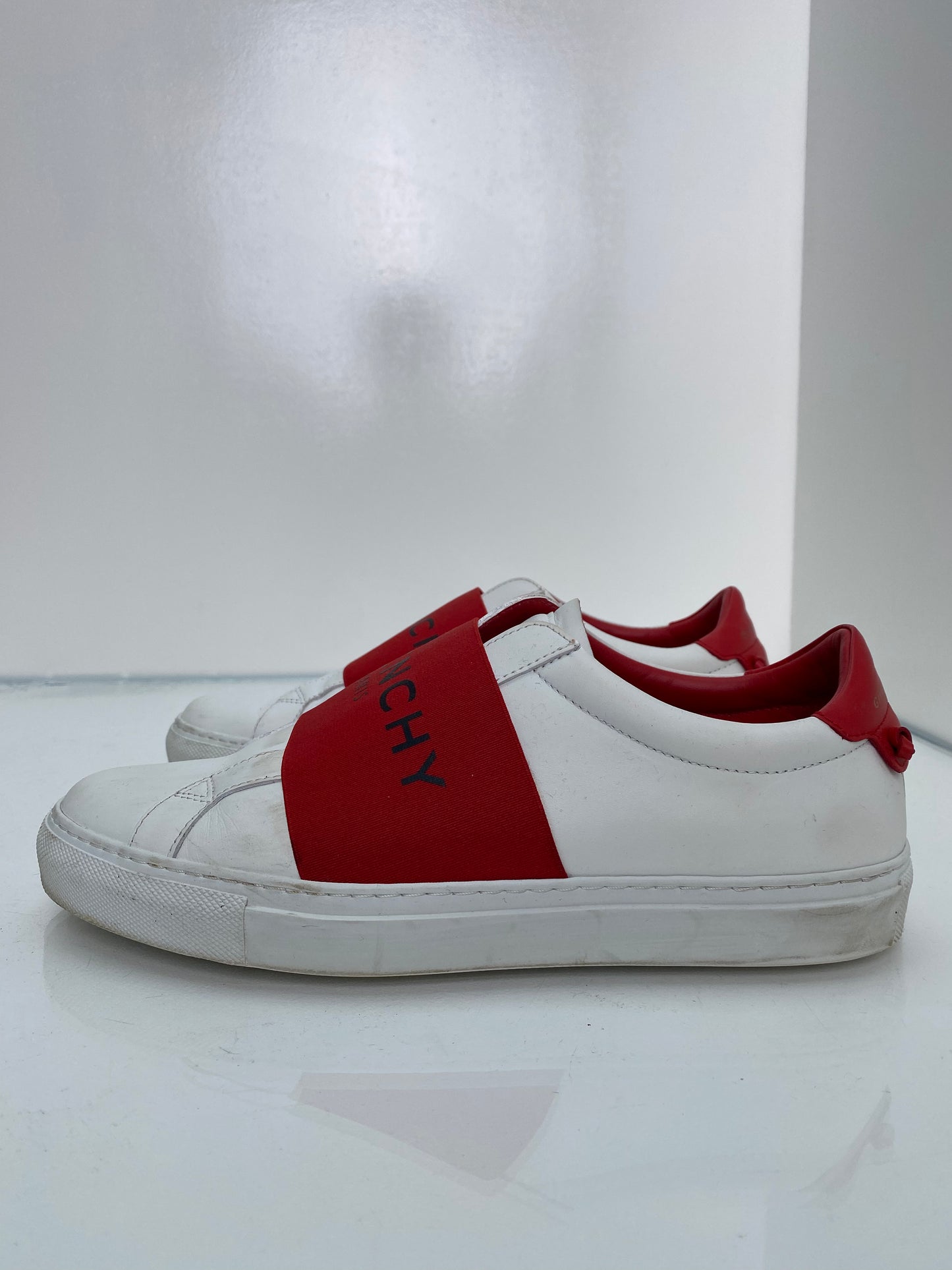 Givenchy Urban Street Sneaker, 40