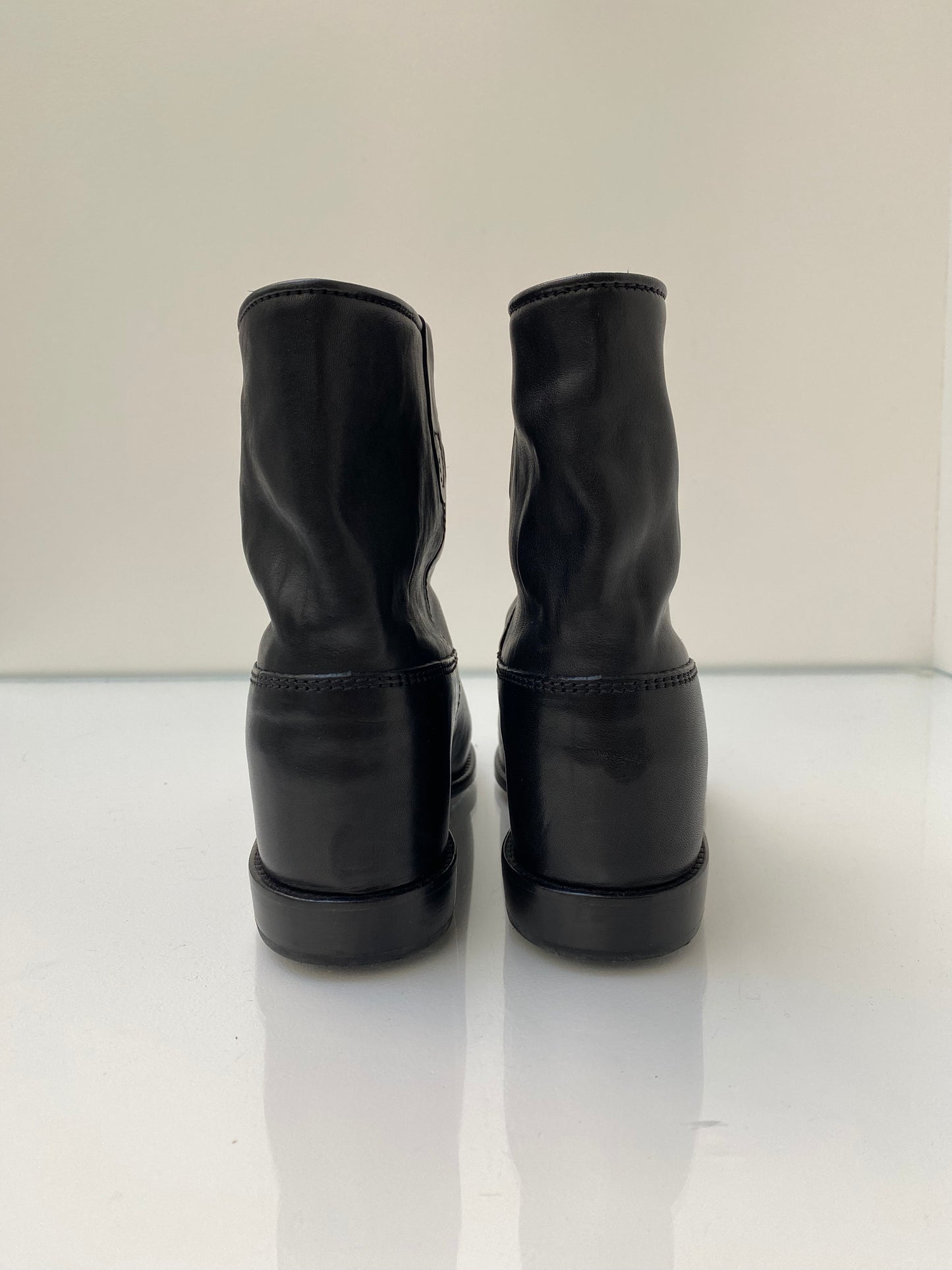 Isabel Marant Black Leather Booties, 37