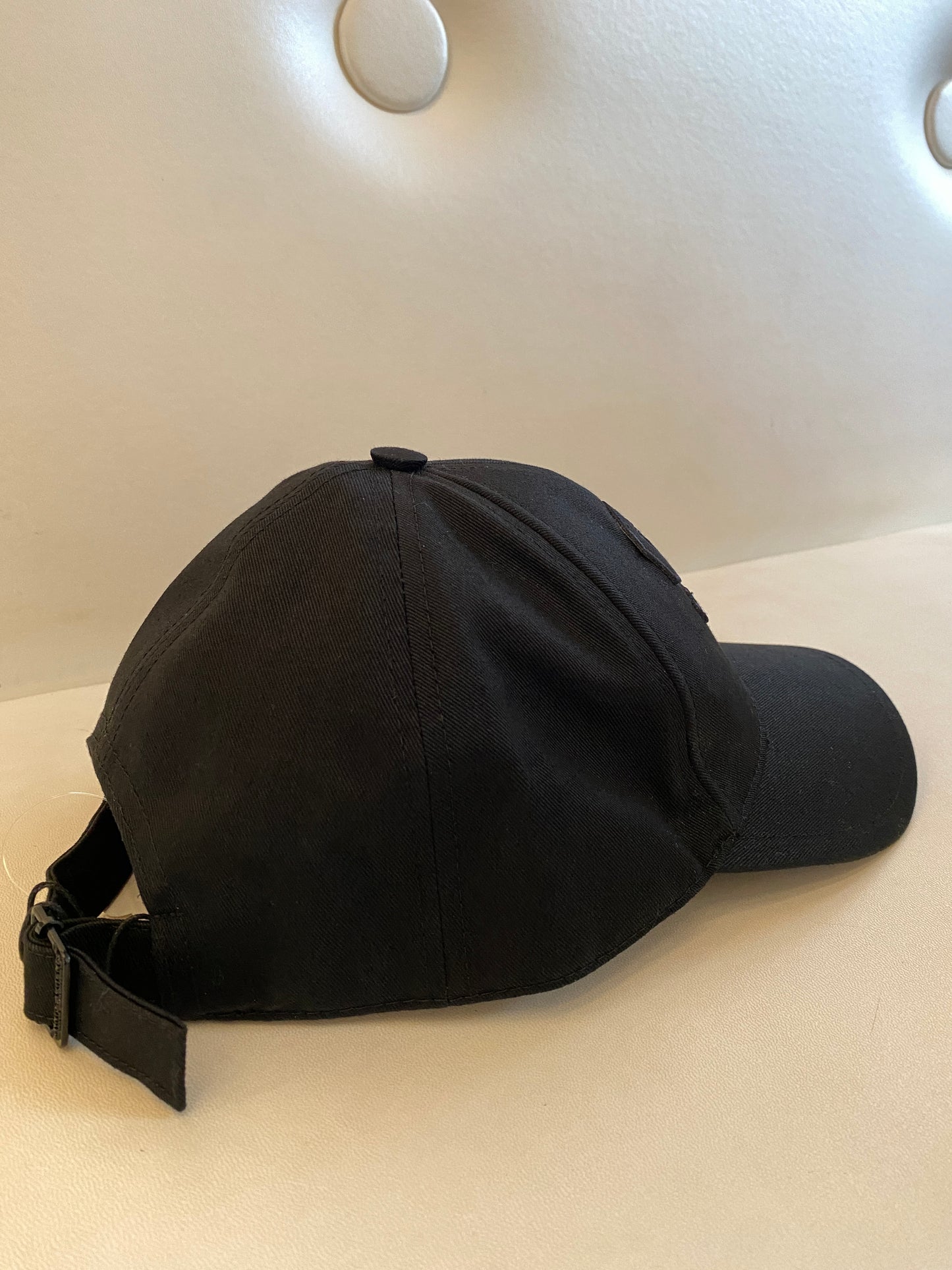 Saint Laurent Black SL Hat – Airee Edwards