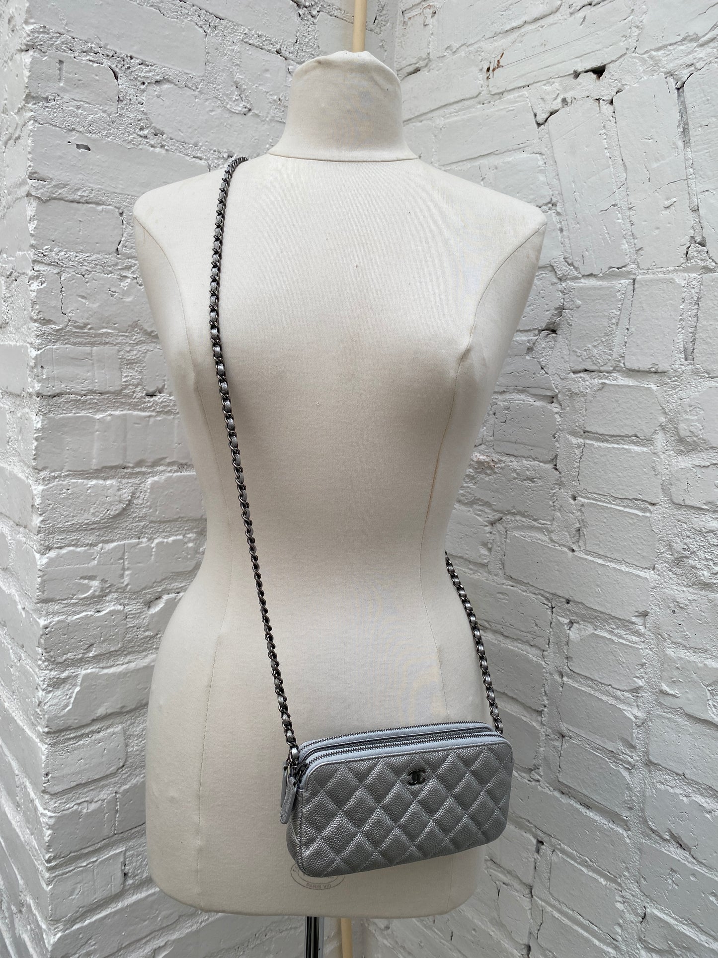 Chanel Double Zip Silver Metallic Caviar Clutch SHW #23