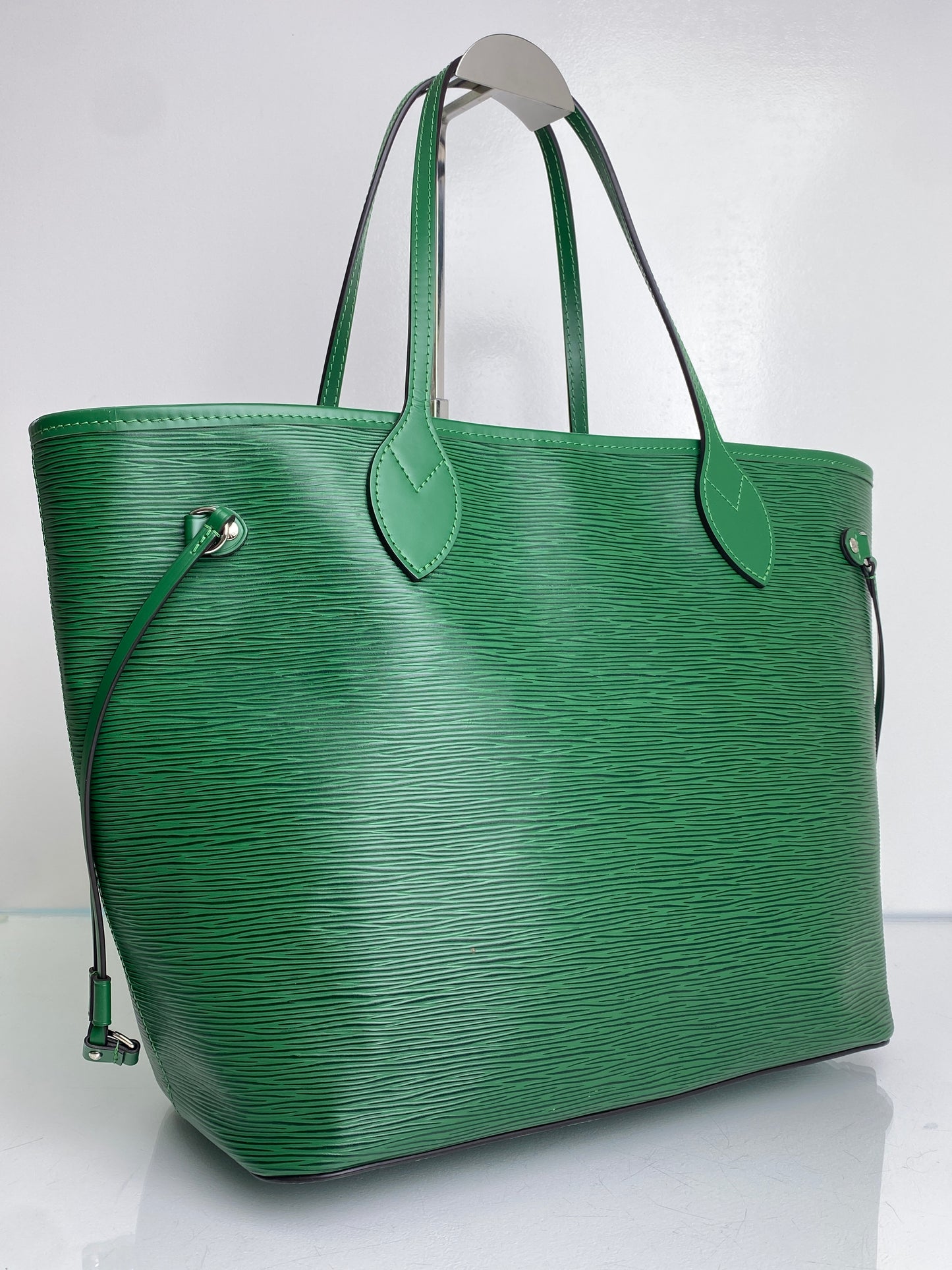 Louis Vuitton Green Epi Leather Neverfull MM Bag SHW