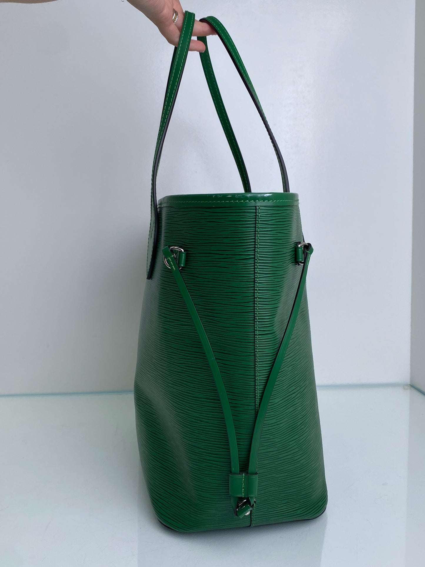Louis Vuitton Green Epi Leather Neverfull MM Bag SHW