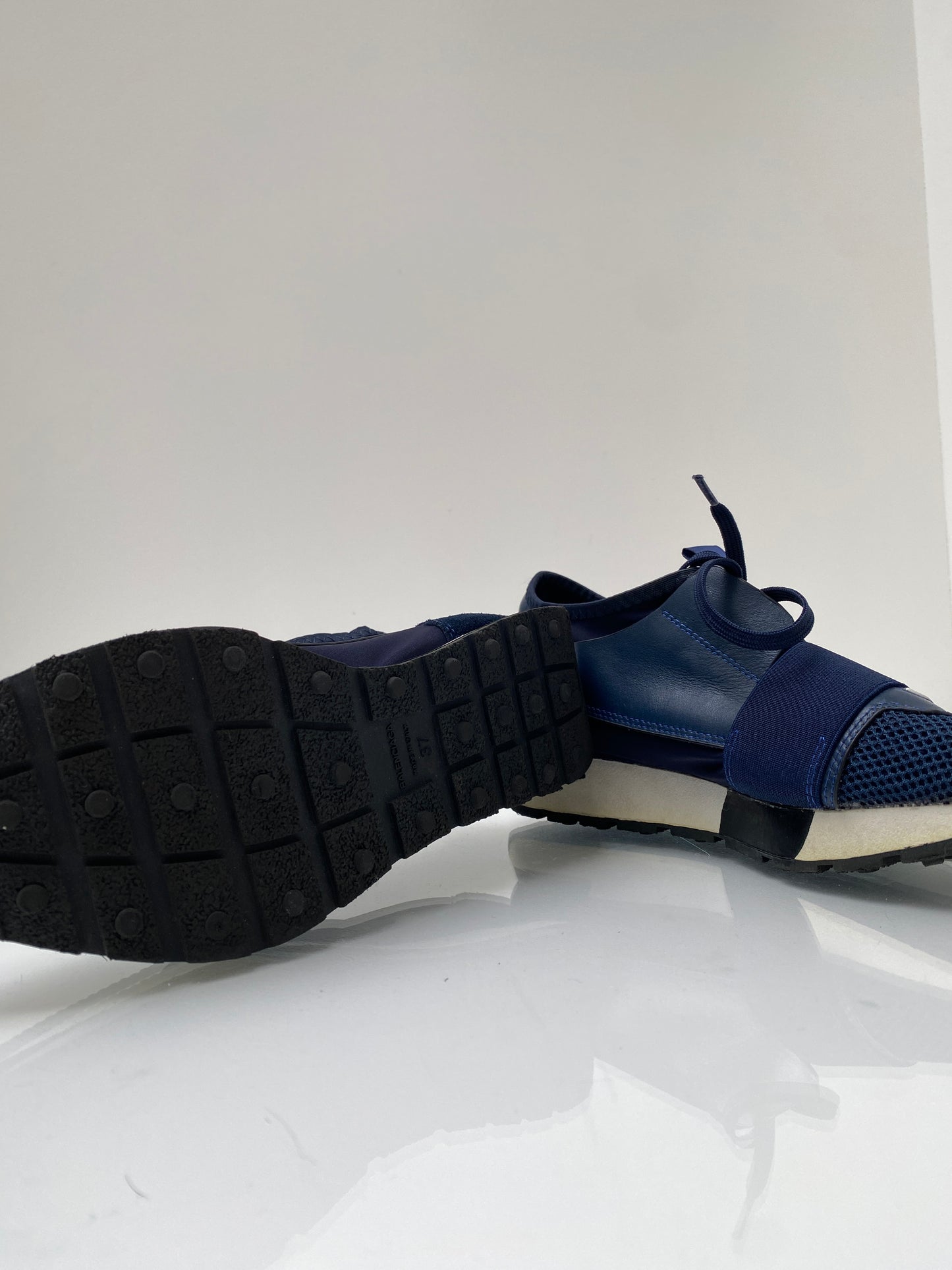 Balenciaga navy sneakers, Sz 37