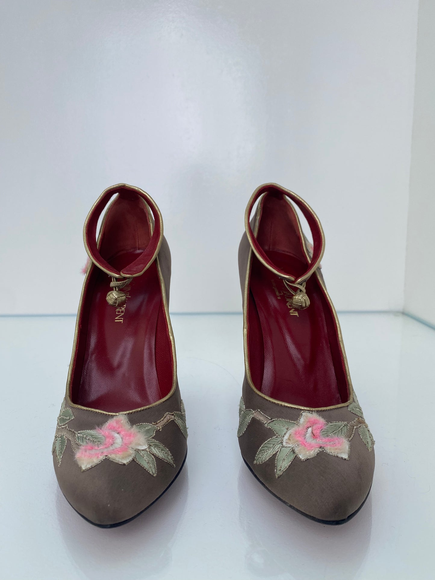 Yves Saint Laurent Flower Heels, 40