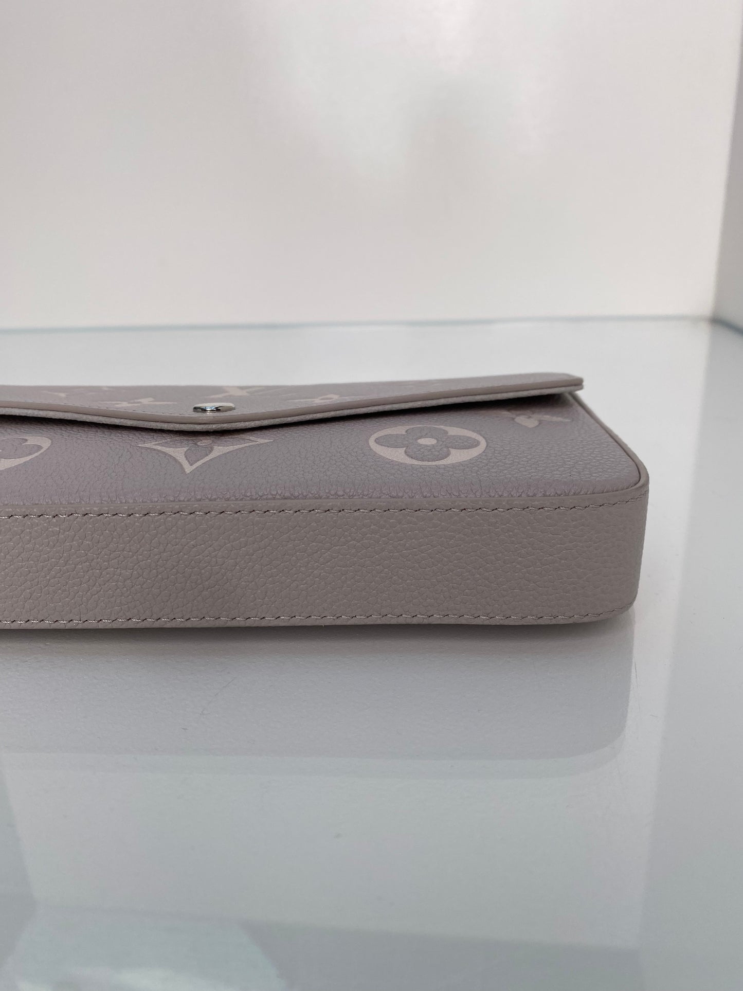 Louis Vuitton Grey Empreinte Pochette Félicie Bag SHW