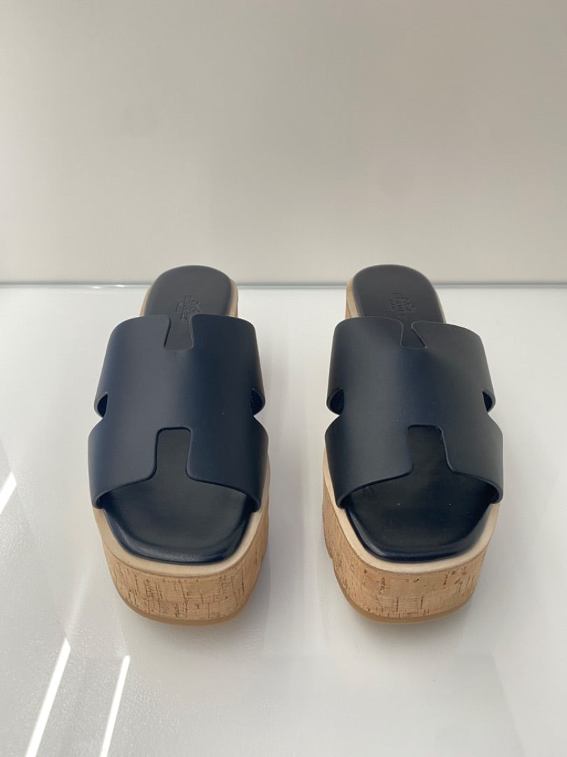Hermes Eze 30 Black Leather Platform Sandals, 10.5