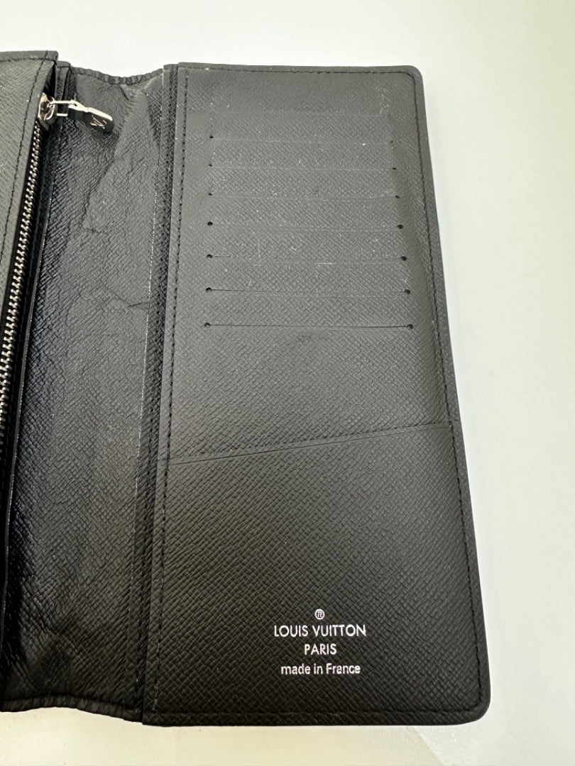 Louis Vuitton Black Epi Leather Brazza Wallet