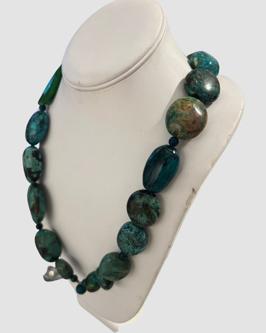 Turquoise Green Stone Necklace