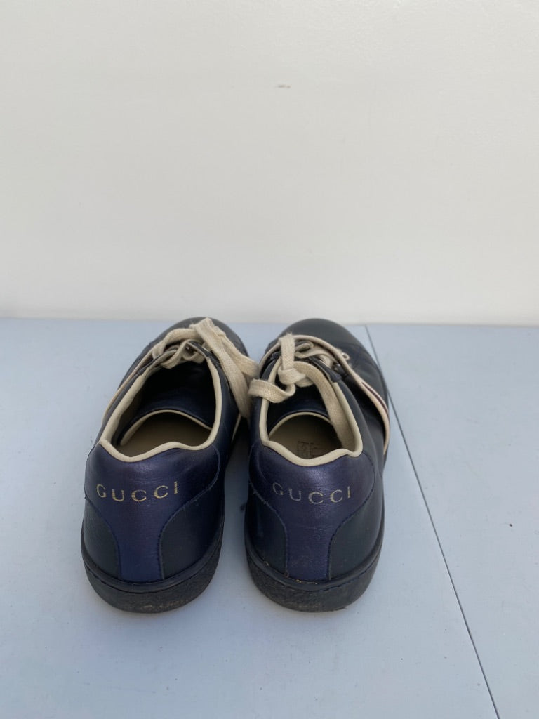 Gucci navy kids shoes