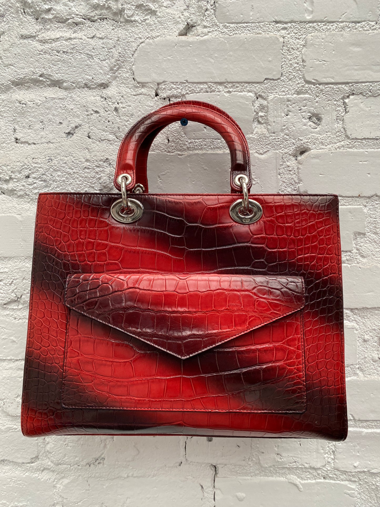 HOW TO STYLE THE RED LADY DIOR HANDBAG