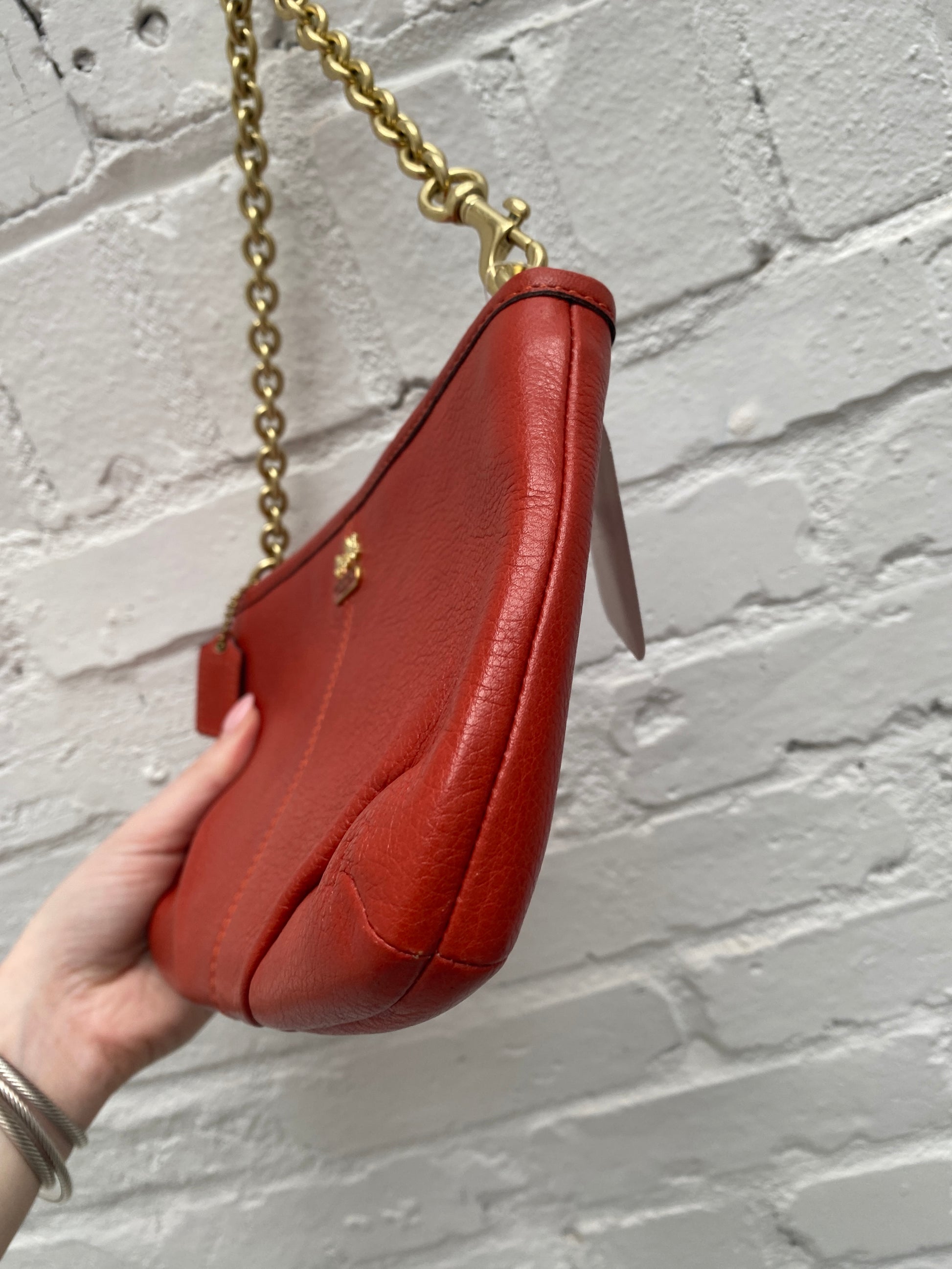 Coach orange shoulder bag Clearance